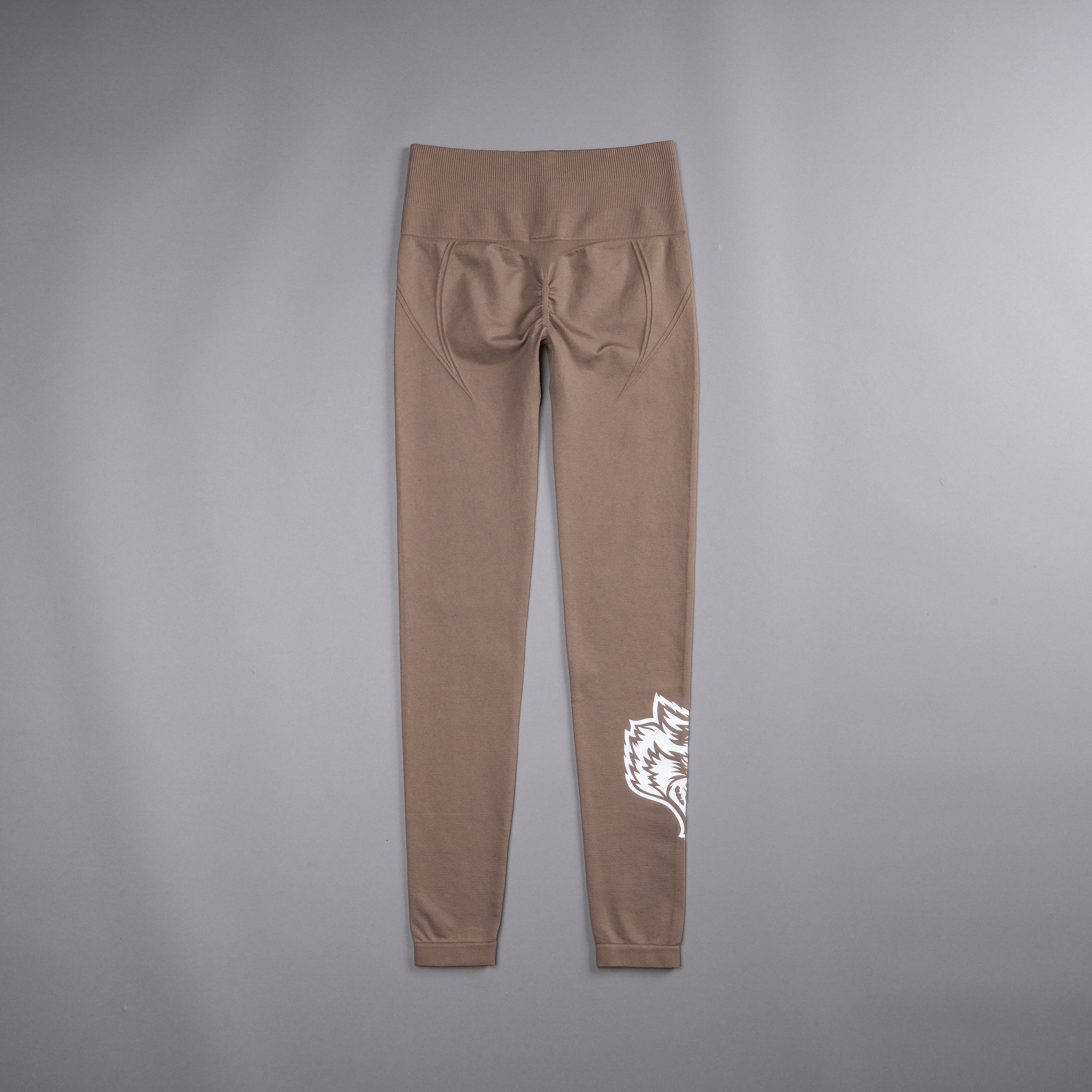 Western Wolves "Everson Seamless" Huxley Scrunch Leggings in Mojave Brown