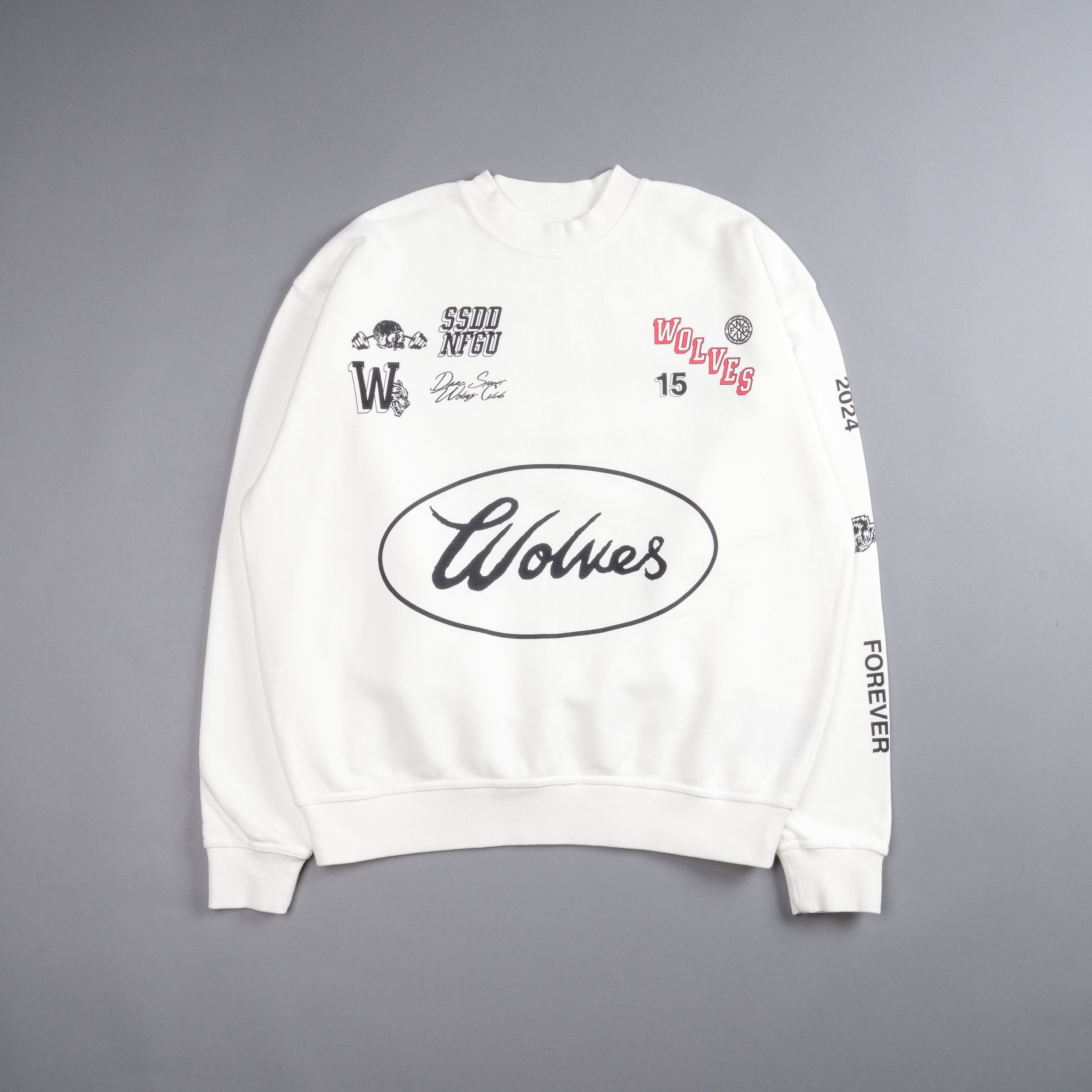 Live Fast V2 She London Crewneck in Cream