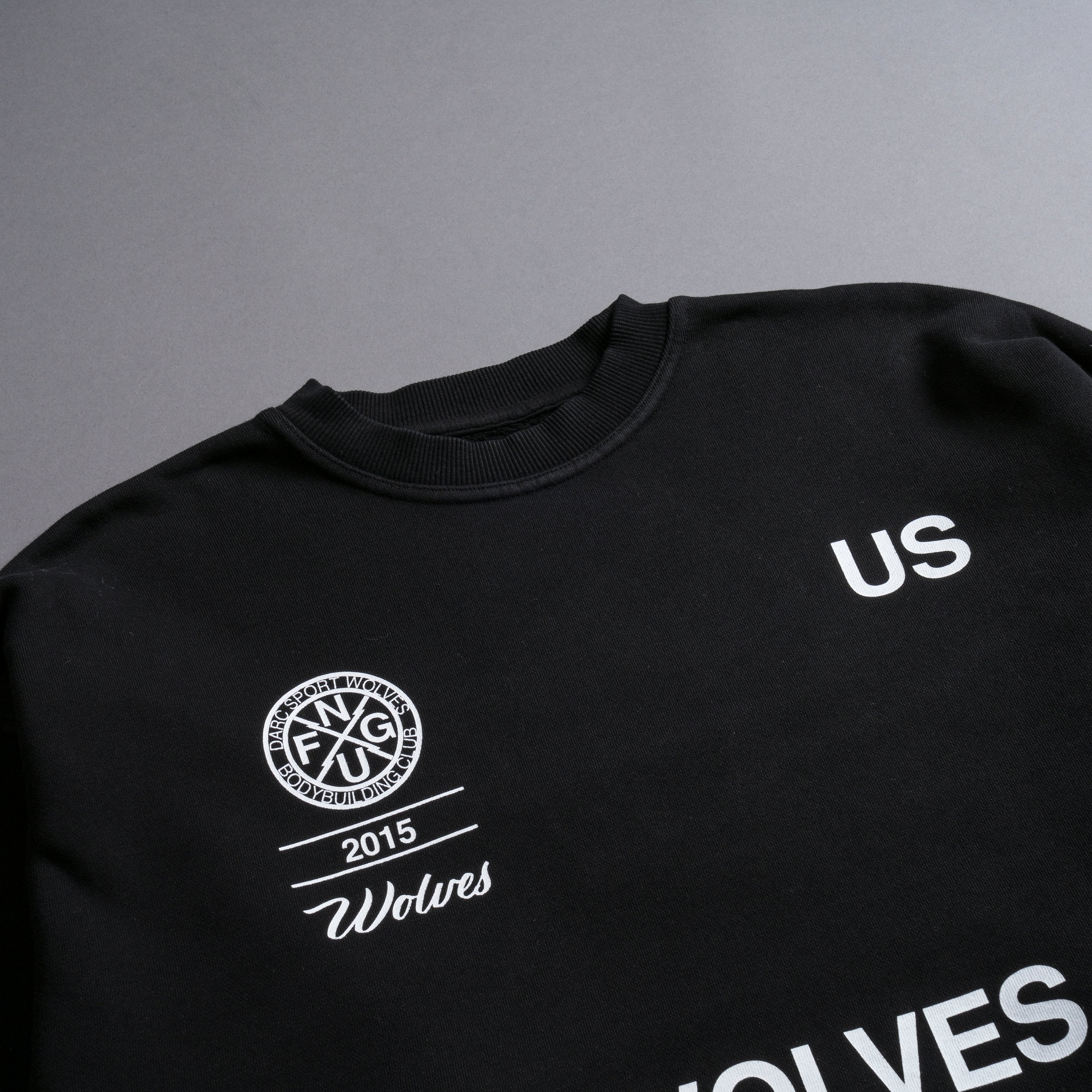 Stay True London (Cropped) Crewneck in Black