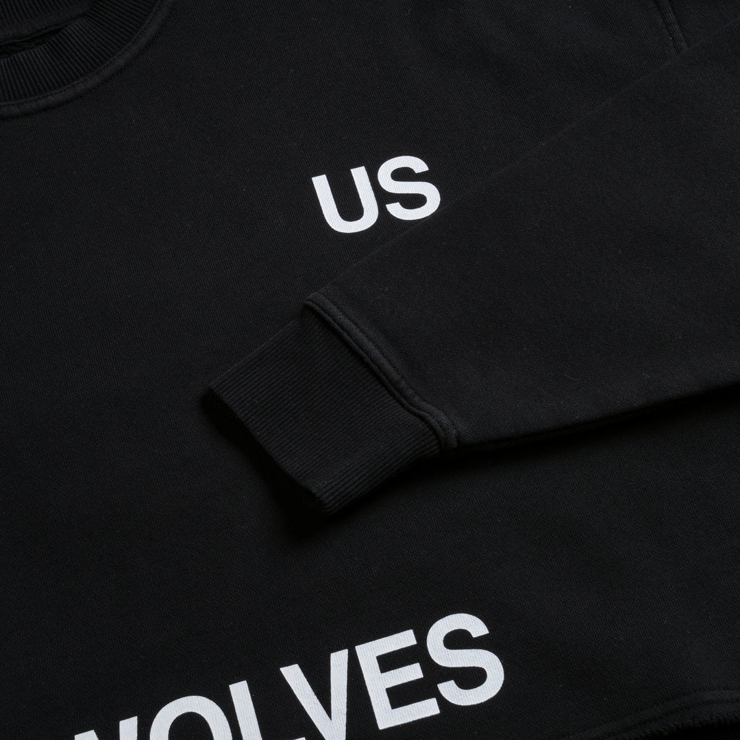 Stay True London (Cropped) Crewneck in Black