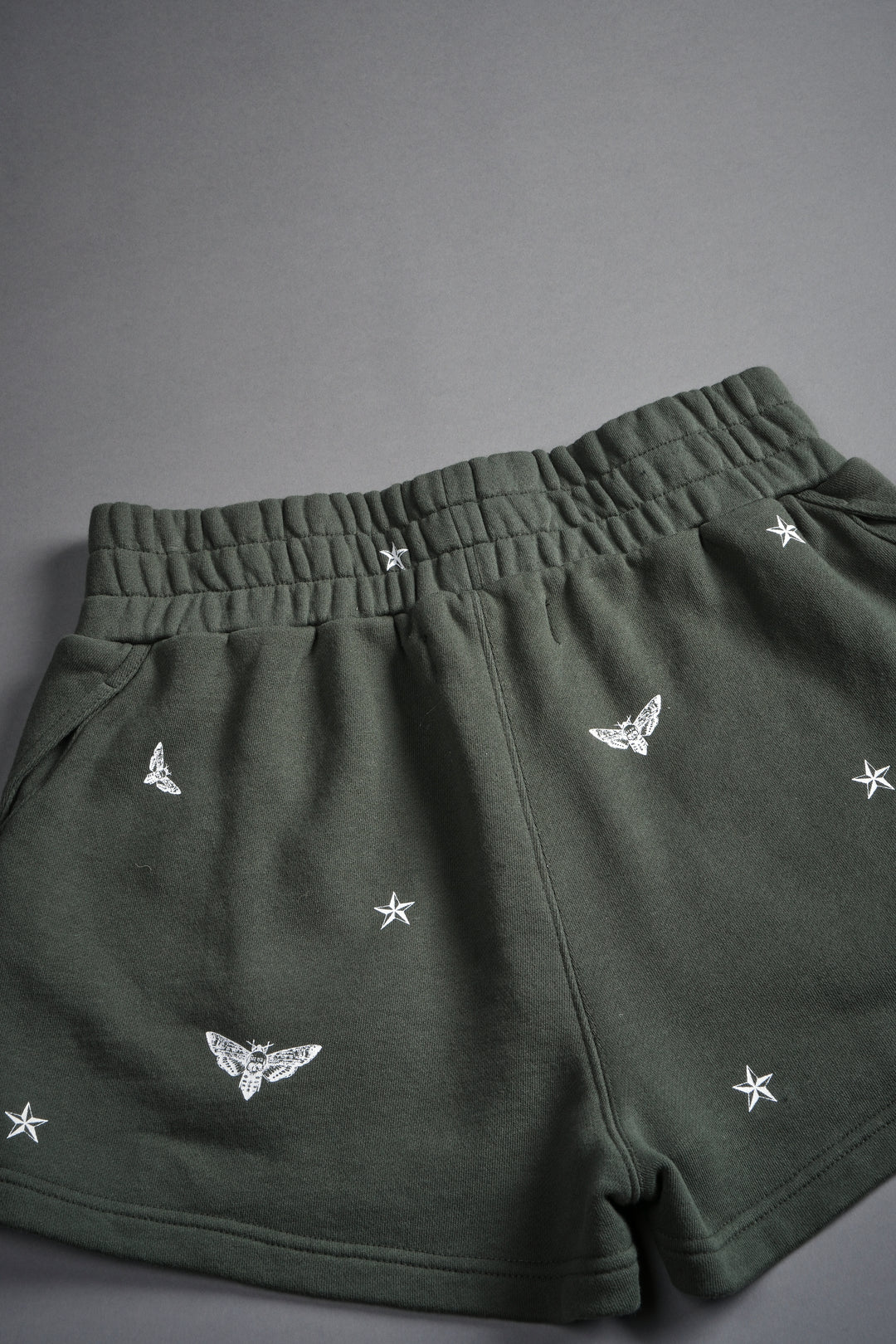 Guidance She Tyler Shorts in Green Ivy