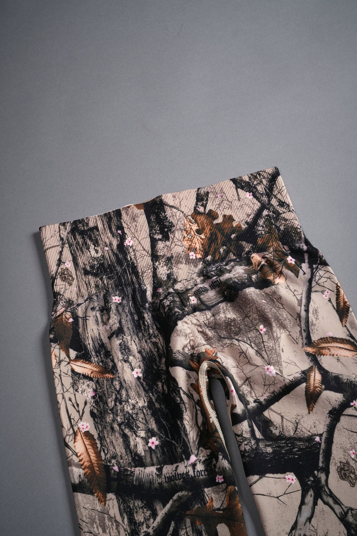 Loyalty V3 "Everson Seamless" Scrunch Leggings in Cherry Blossom Woodland Camo