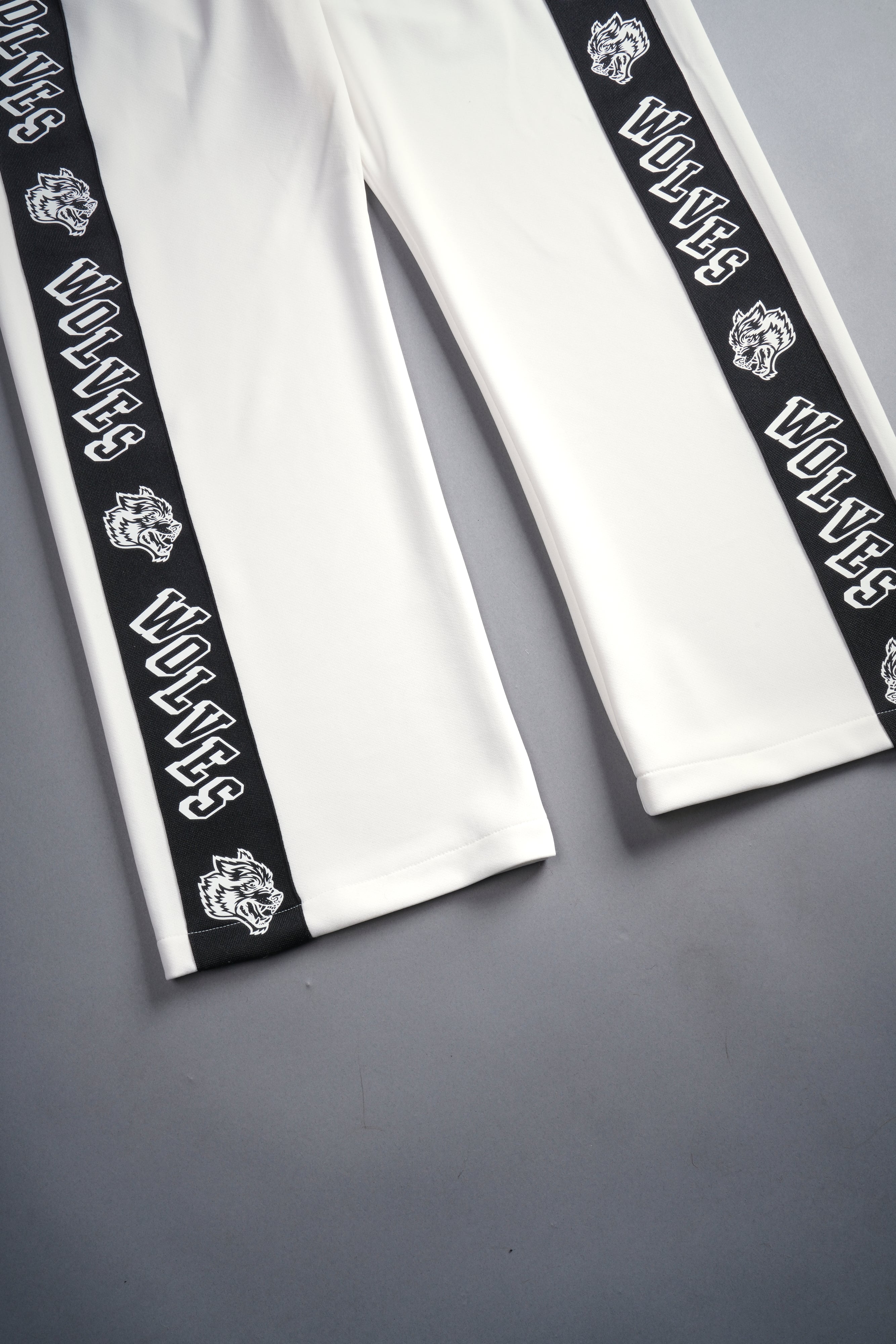 Never Give Up She Roadster Track Pants in Cream/Black