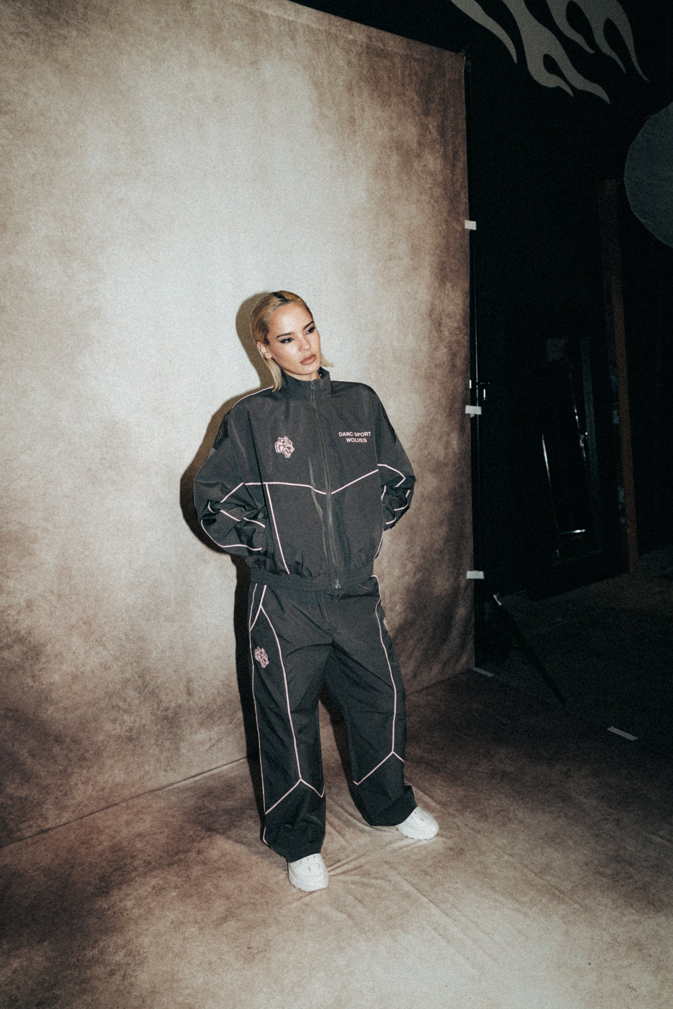 Dual Wolf Quinn Track Pants in Wolf Gray/Cherry Blossom