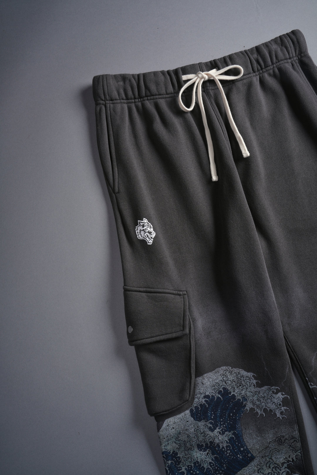 Virtues Bigelow Cargo Sweat Pants in Wolf Gray