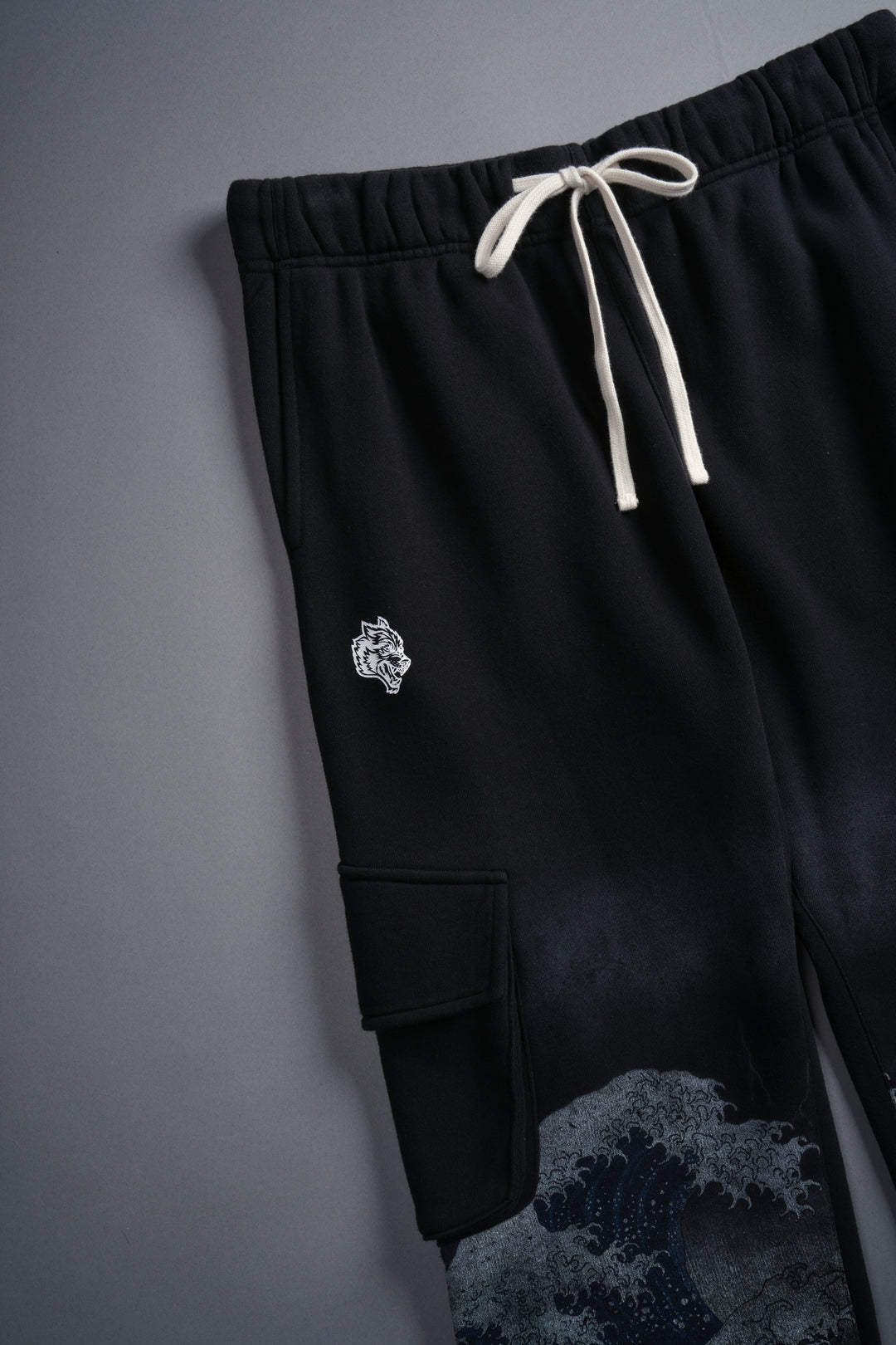 Virtues Bigelow Cargo Sweat Pants in Black