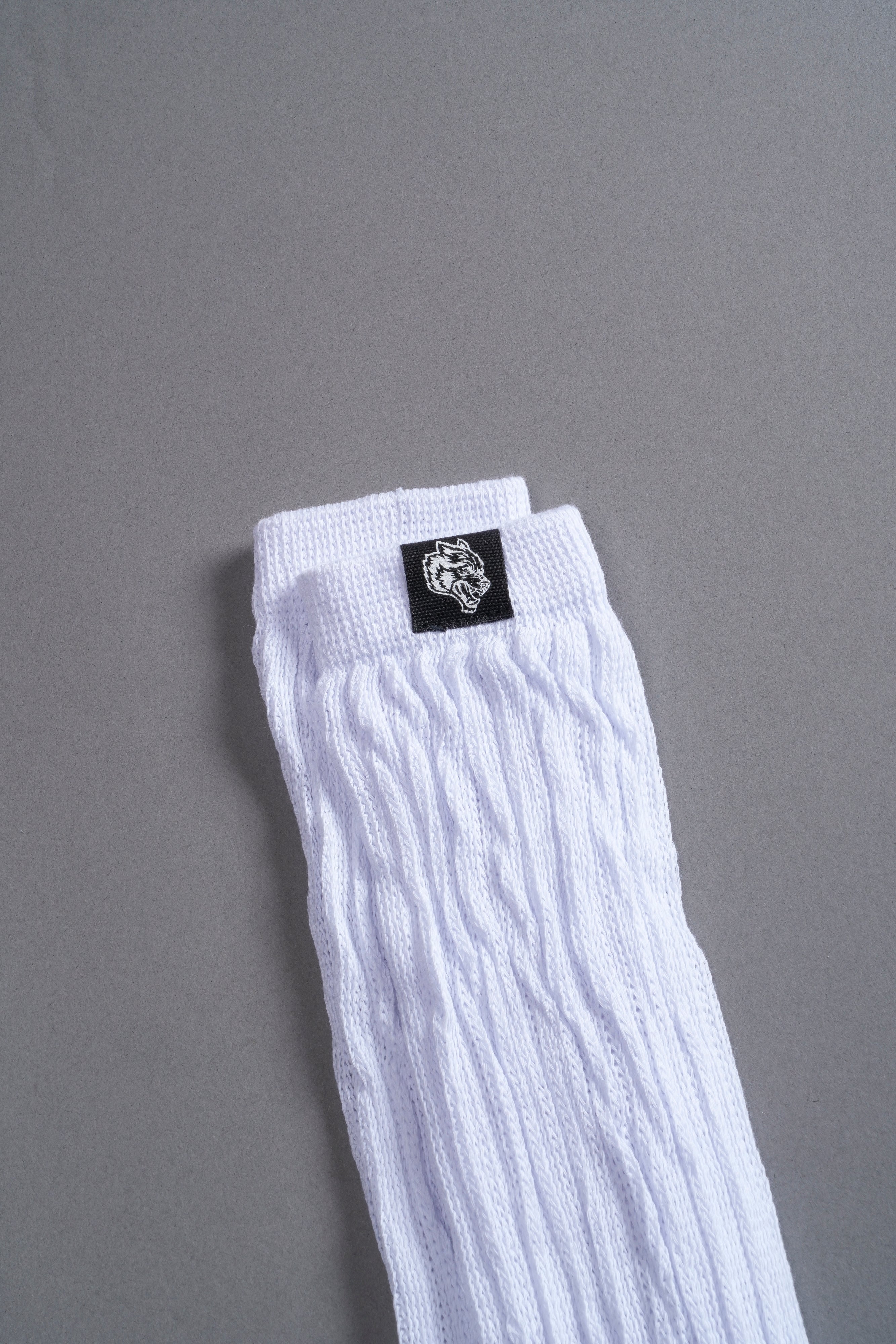 Wolf Patch High Rise Comfy Socks in White