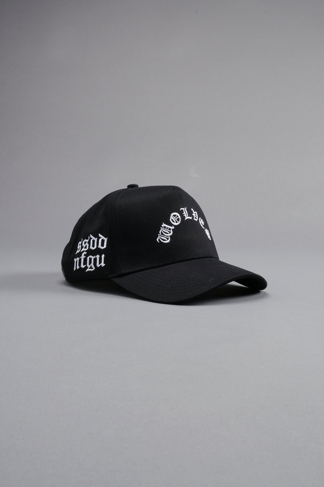 Glory 5 Panel Hat in Black