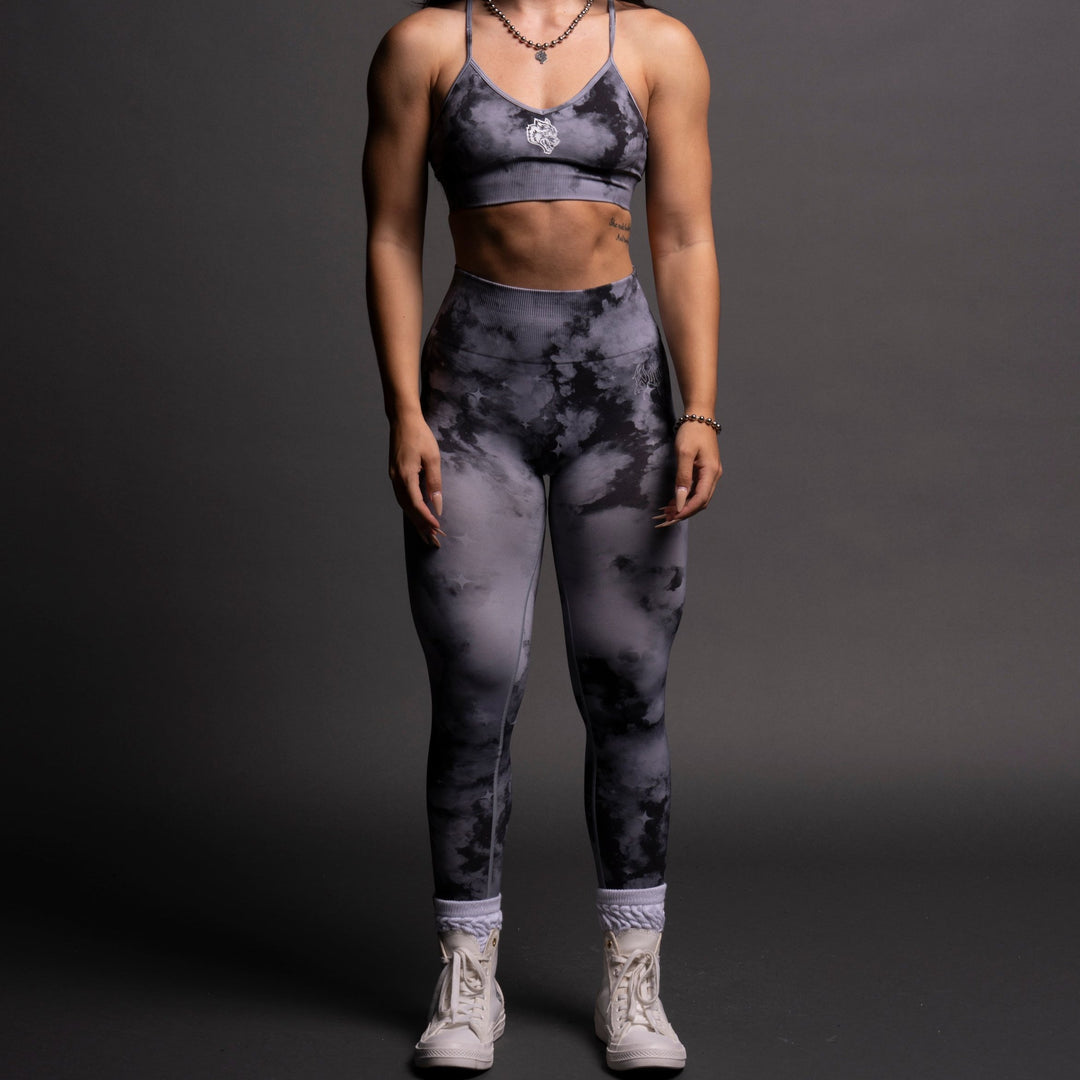 Hesh "Everson Seamless" Huxley Scrunch Leggings in Nirvana Gray Starry Clouds