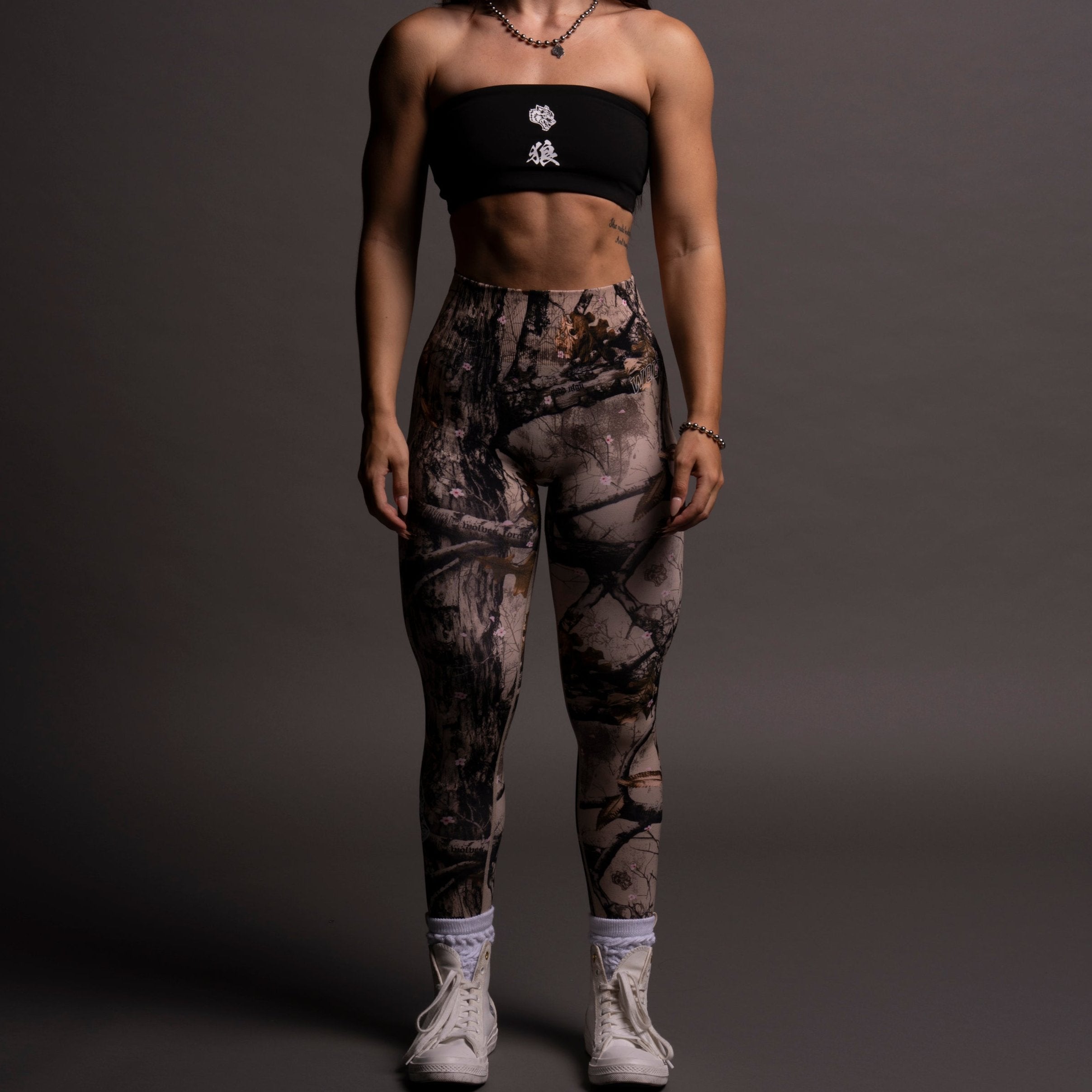 Loyalty V3 "Everson Seamless" Scrunch Leggings in Cherry Blossom Woodland Camo