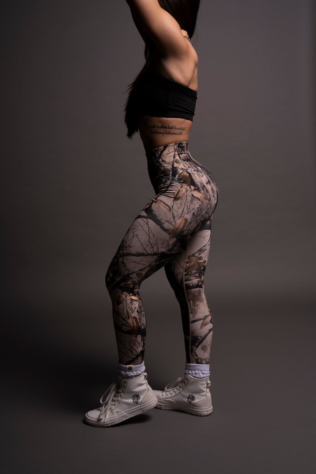 Loyalty V3 "Everson Seamless" Scrunch Leggings in Cherry Blossom Woodland Camo