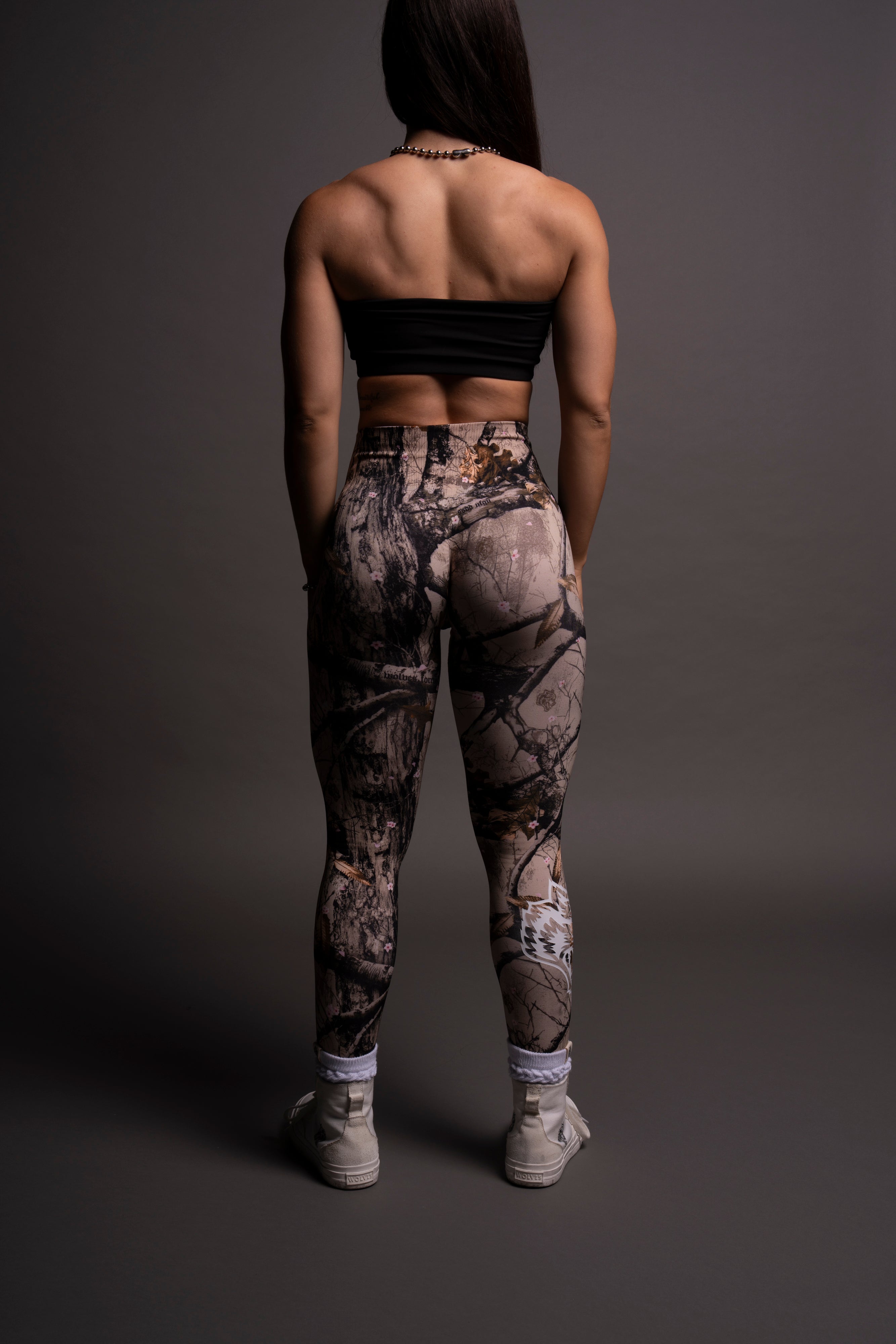 Loyalty V3 "Everson Seamless" Scrunch Leggings in Cherry Blossom Woodland Camo