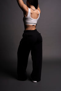 Wolf Chopper Durst Sweats in Black