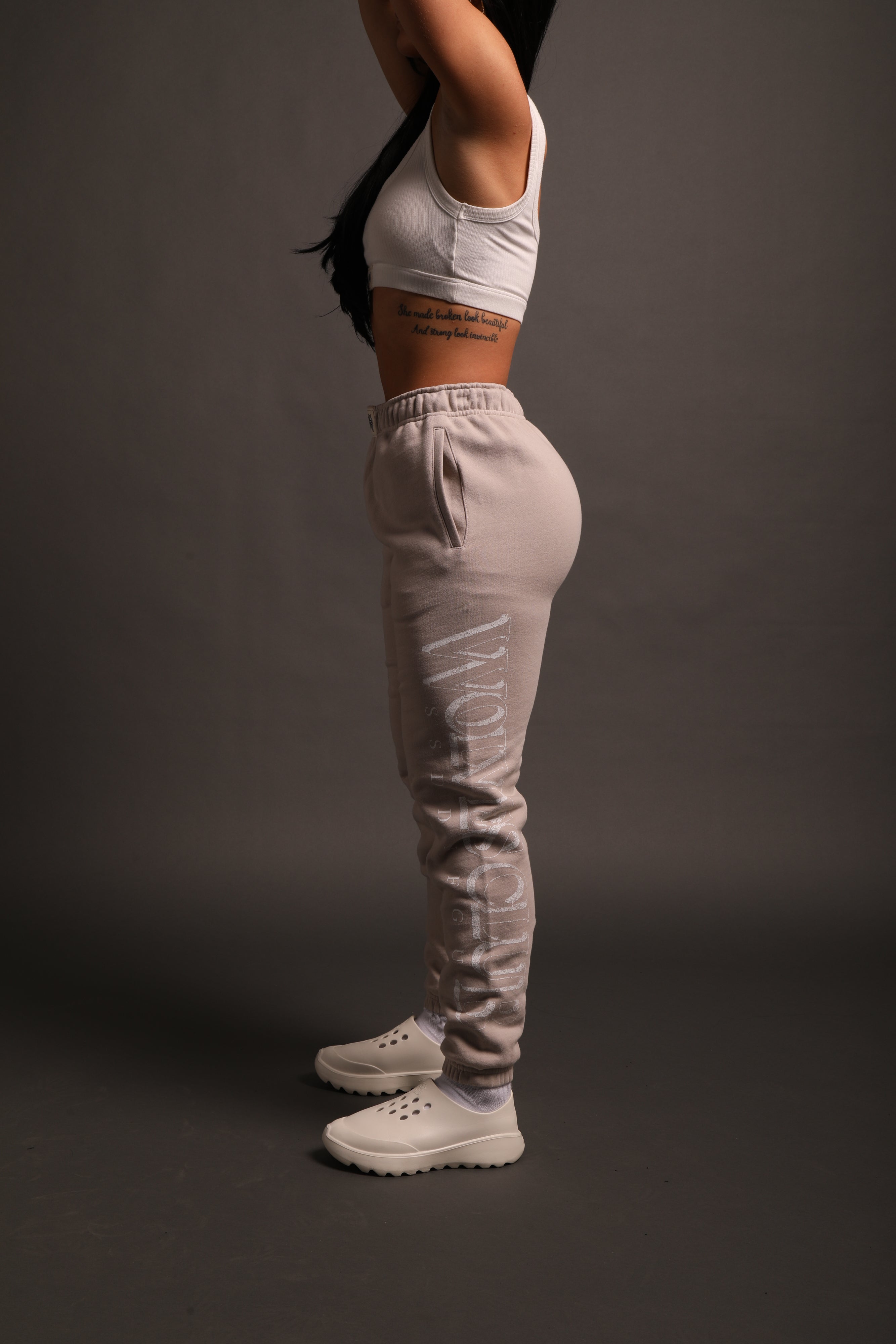 Saloon She Post Lounge Sweats in Clay