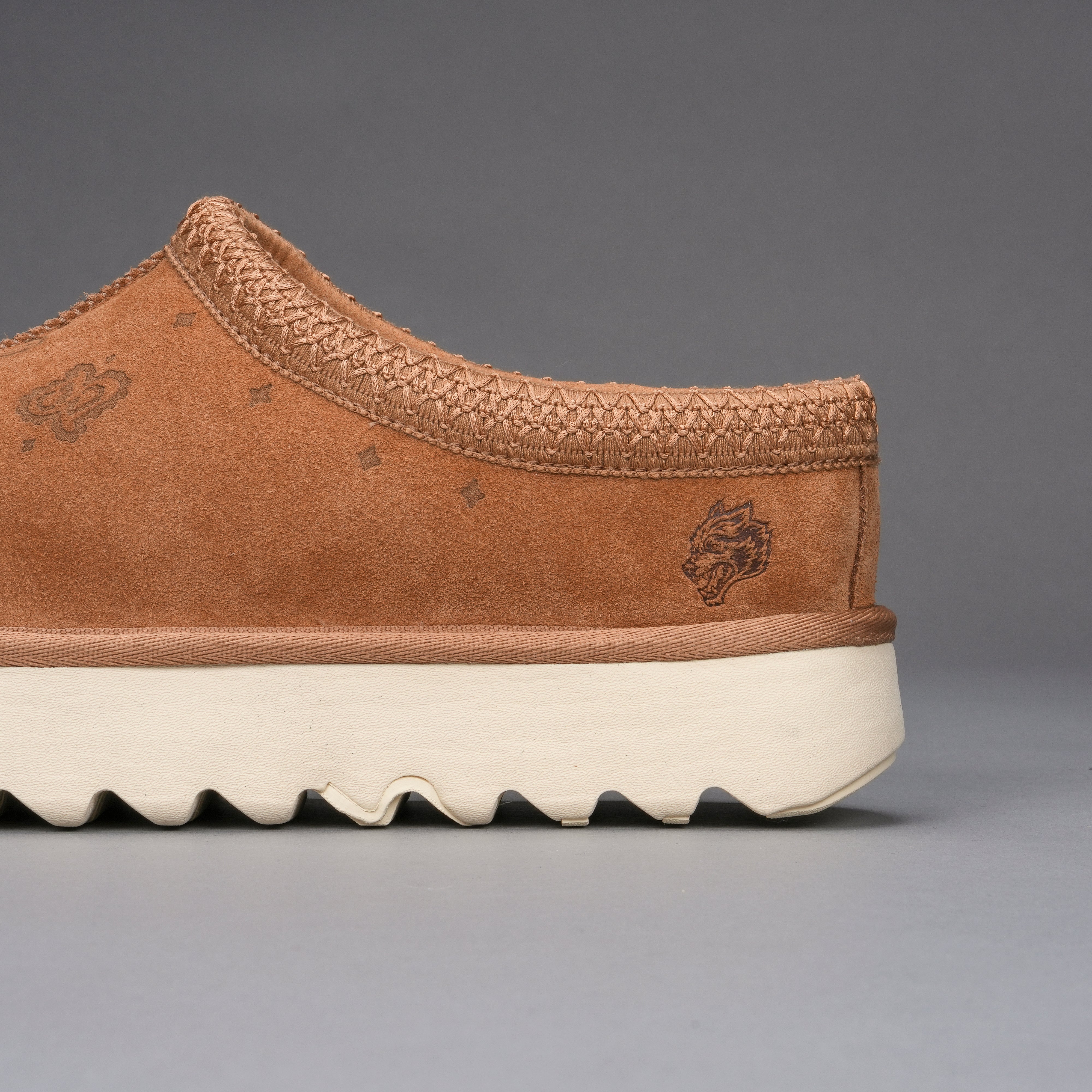 Western Mammoth Mule in Brown