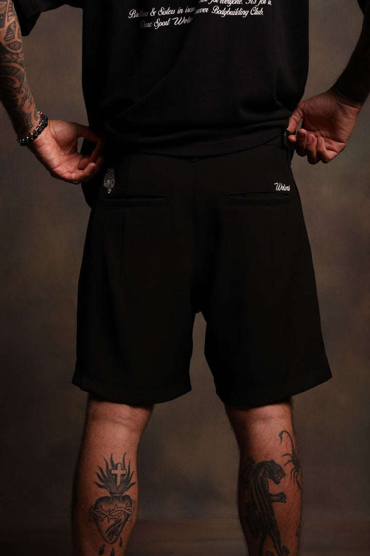 Wolf Head Cambridge Shorts in Black
