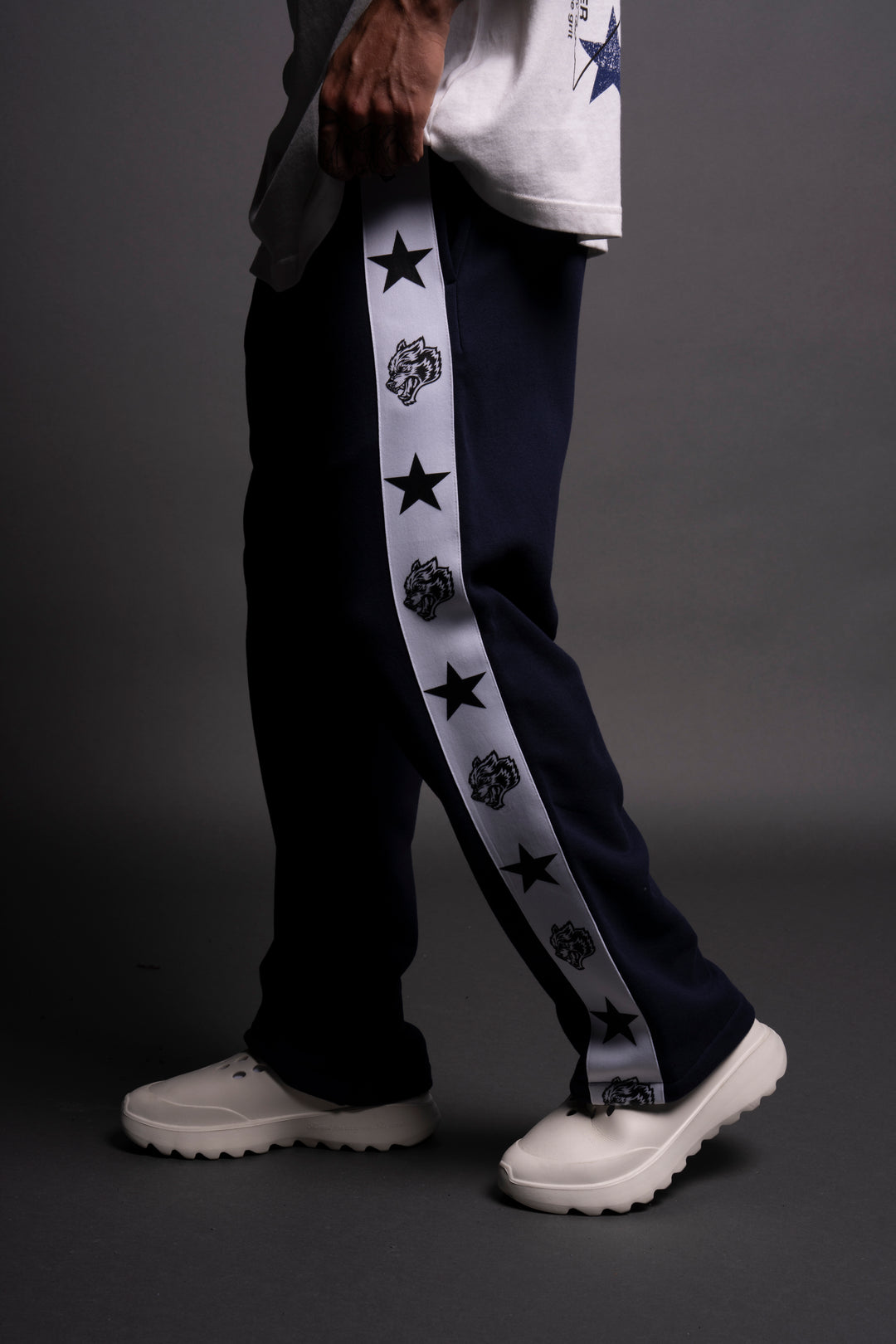 Wolves Roadster Track Bigelow Sweat Pants in Navy/White