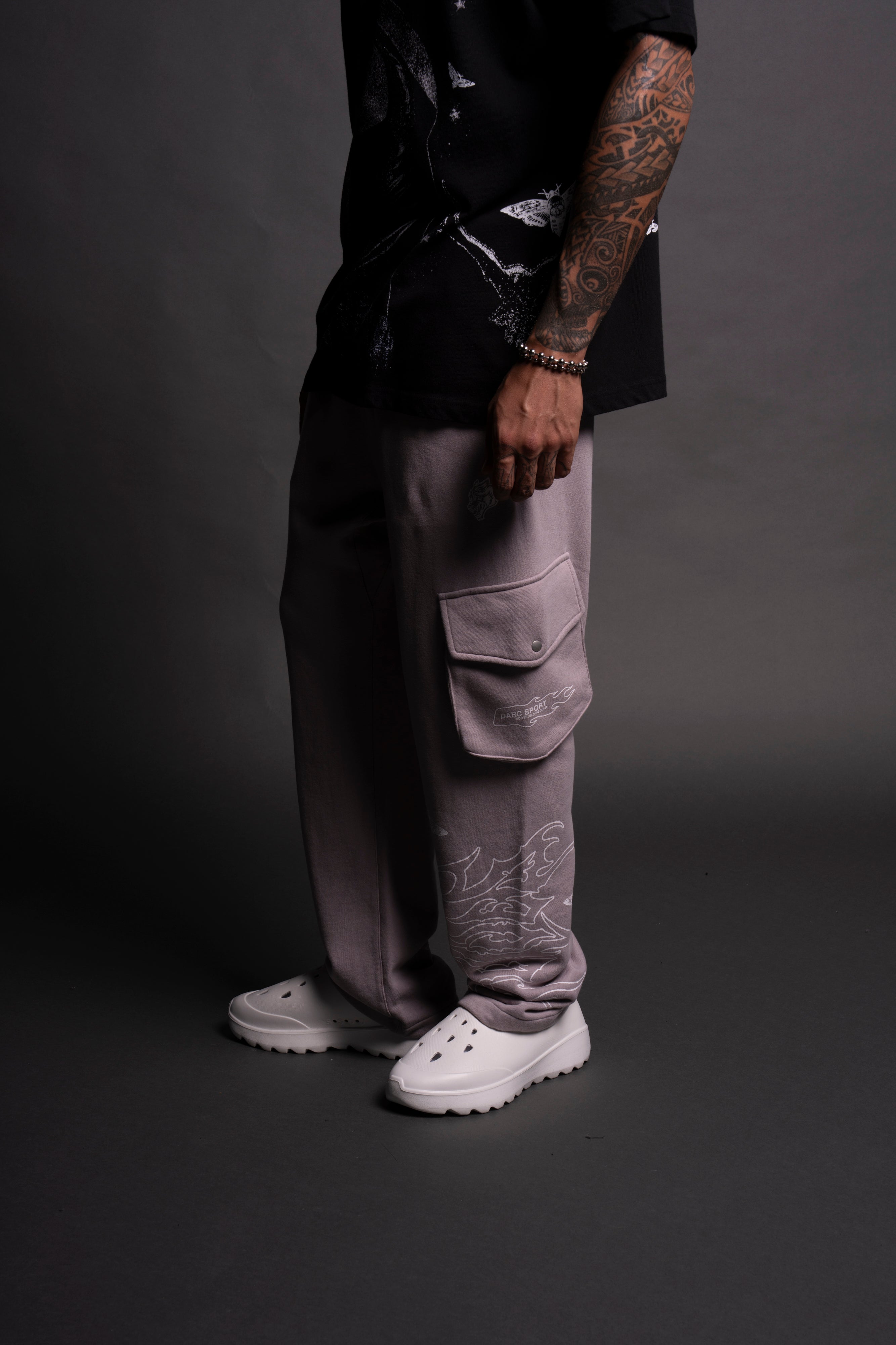 Death Head Bigelow Cargo Sweat Pants in Quartz