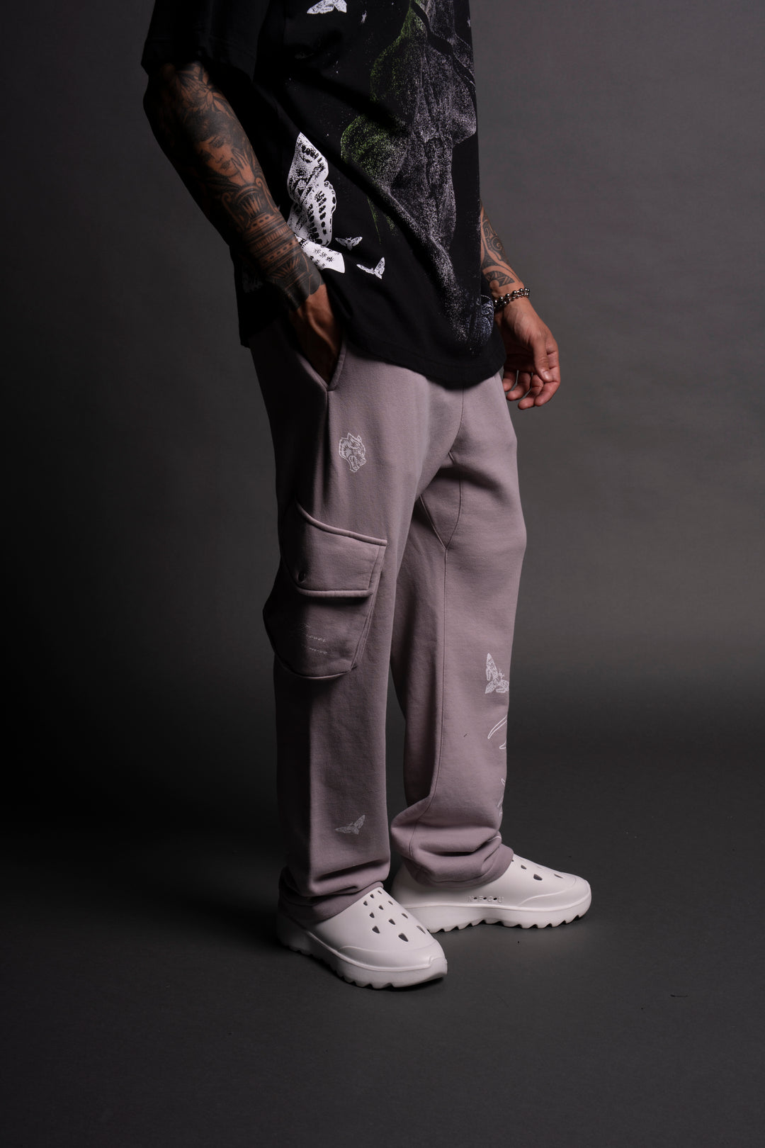 Death Head Bigelow Cargo Sweat Pants in Quartz