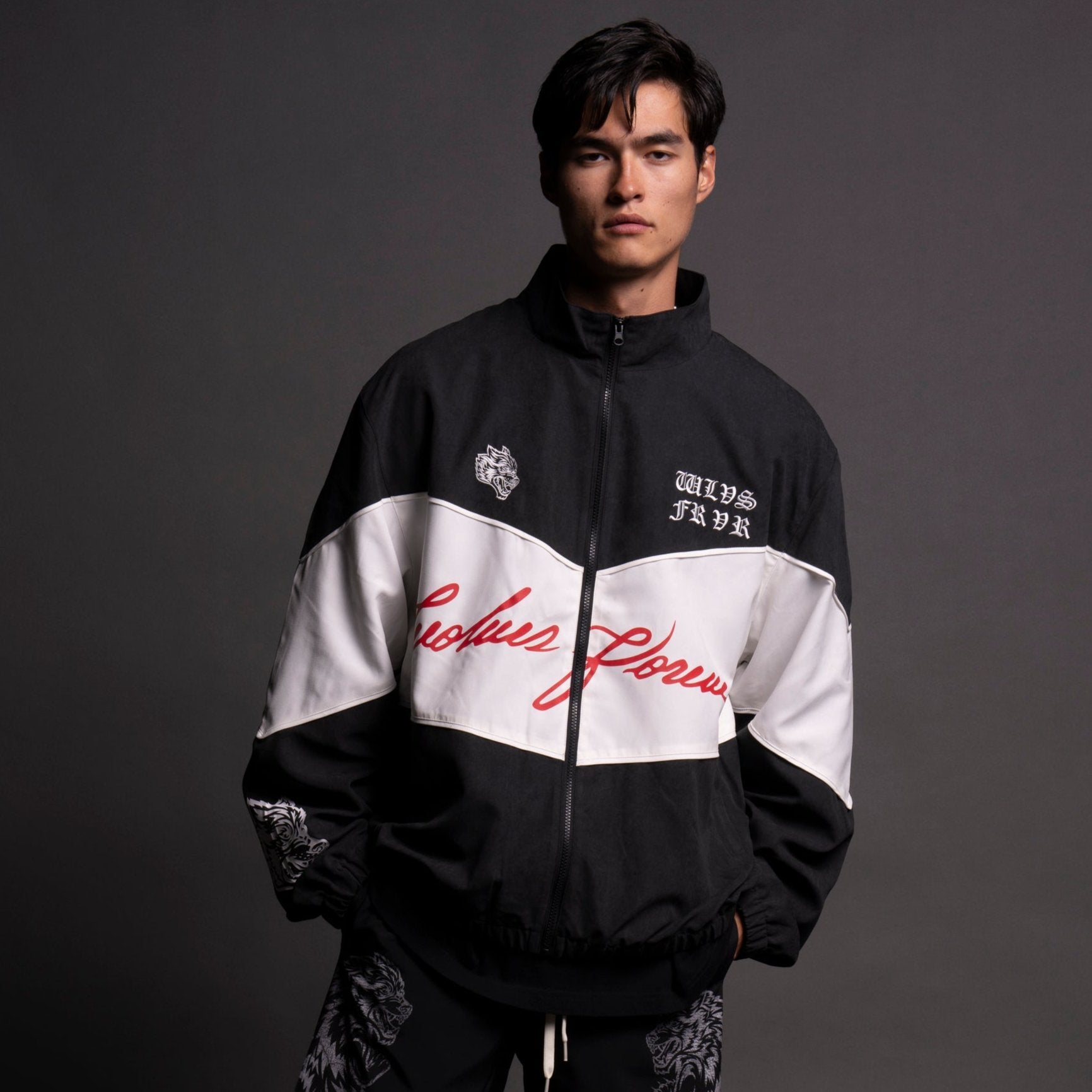 人気商品】Darcsport 2ライントラックジャケット（M) 人気商品】Darcsport 2ライントラックジャケット（M)