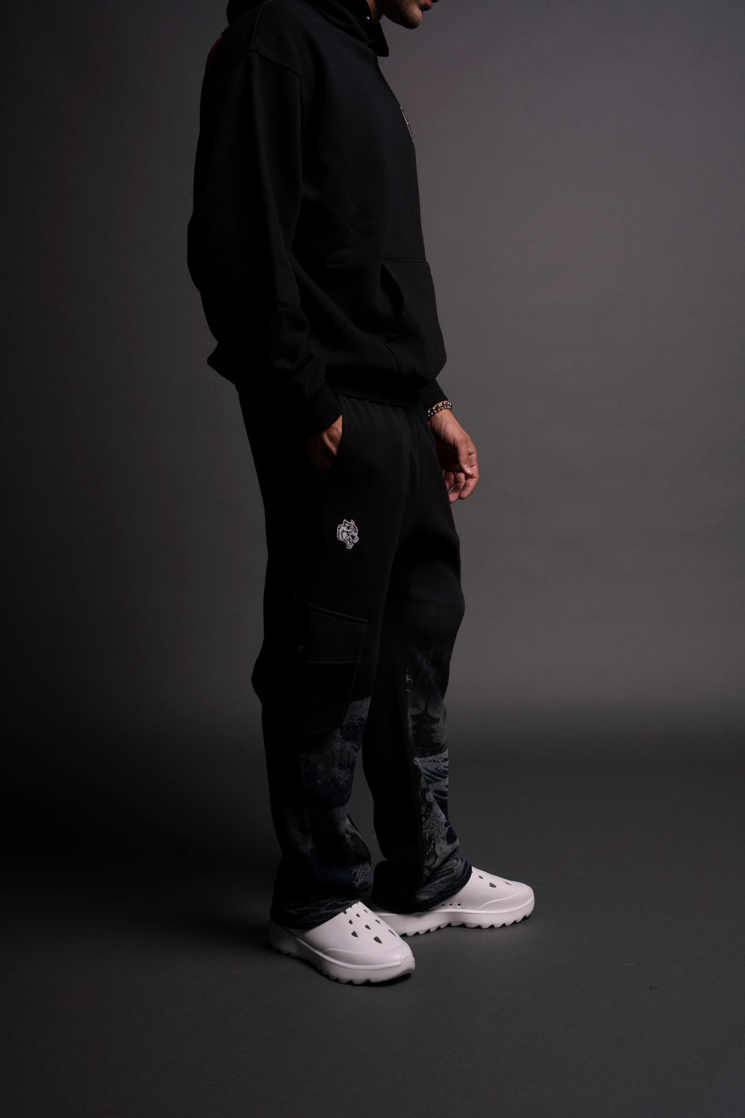 Virtues Bigelow Cargo Sweat Pants in Black