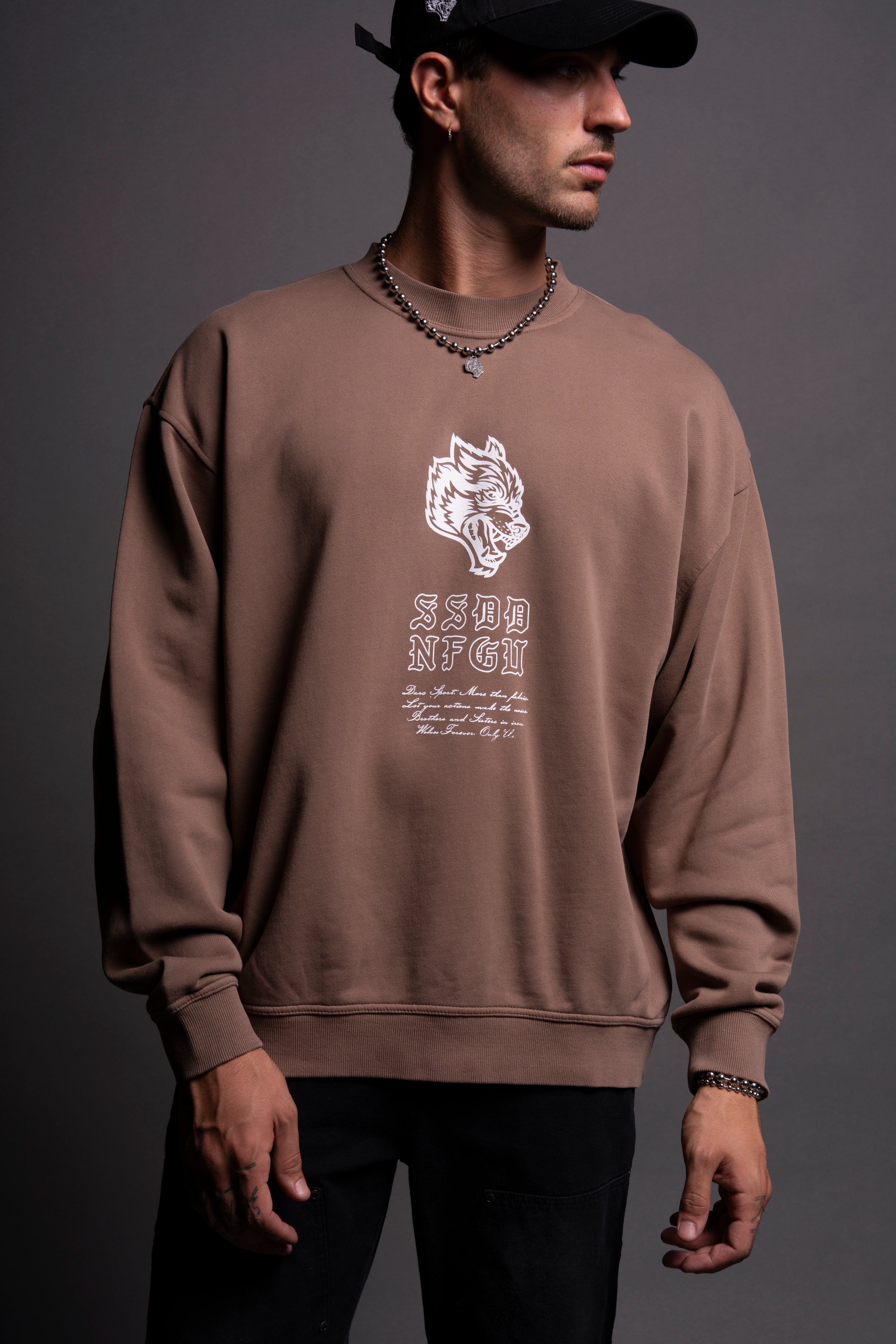 NFGU Mempo London Crewneck in Mojave Brown