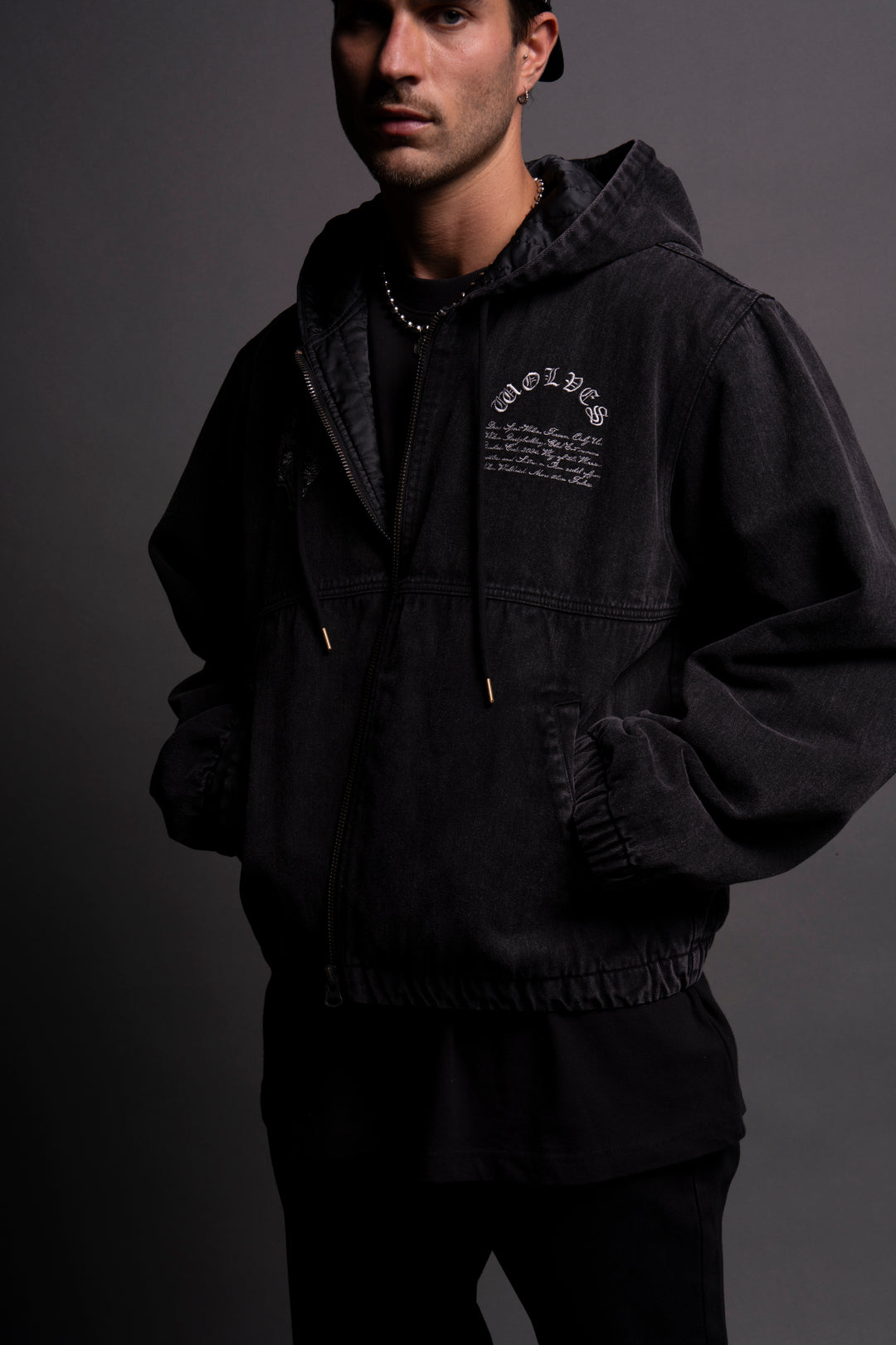 Wolf's Honor Calaway Jacket in Black