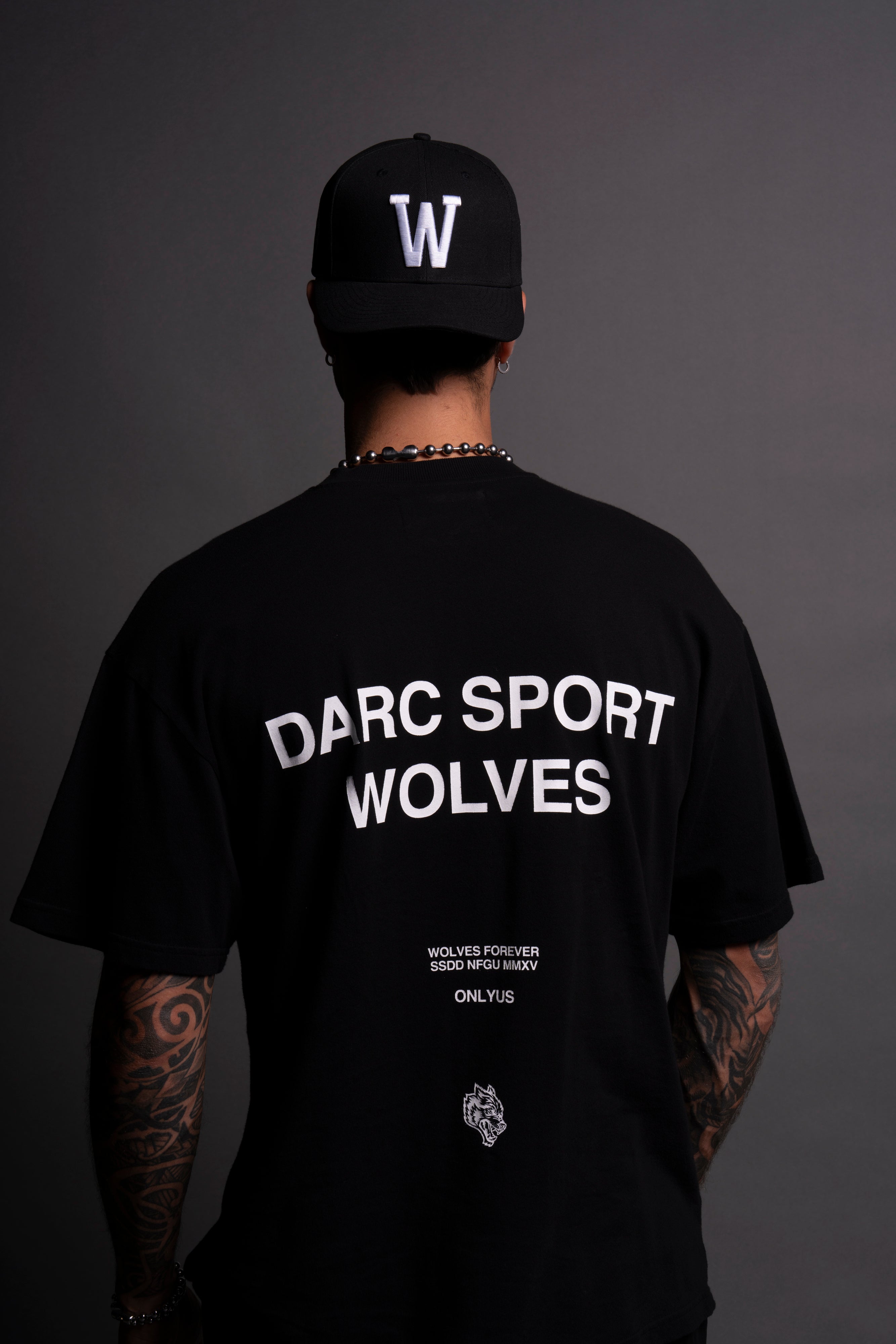 Darc Sport Wolves "Premium" Oversized Tee in Black