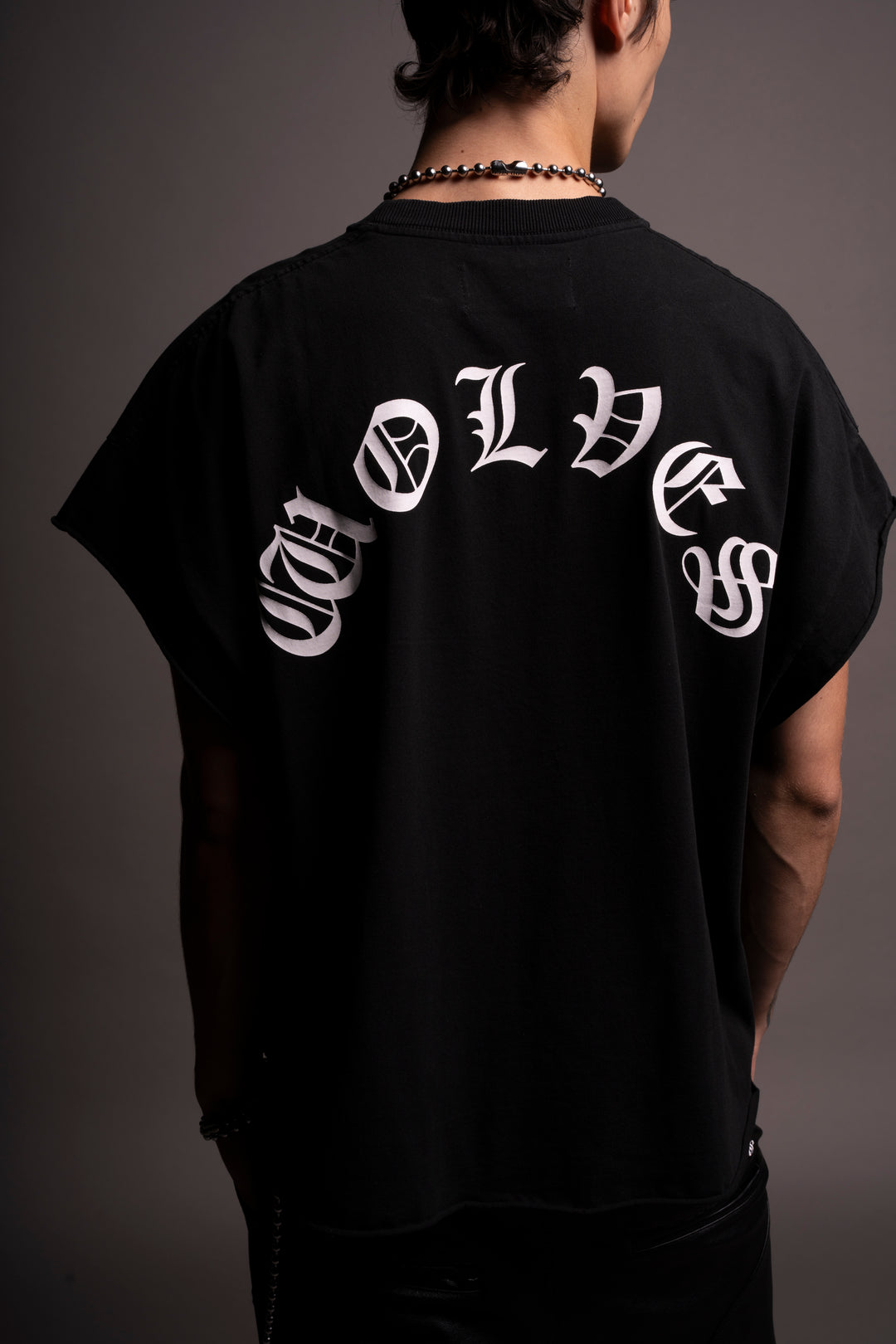 Okami Chopper "Grunge" Cut Off Tee in Black