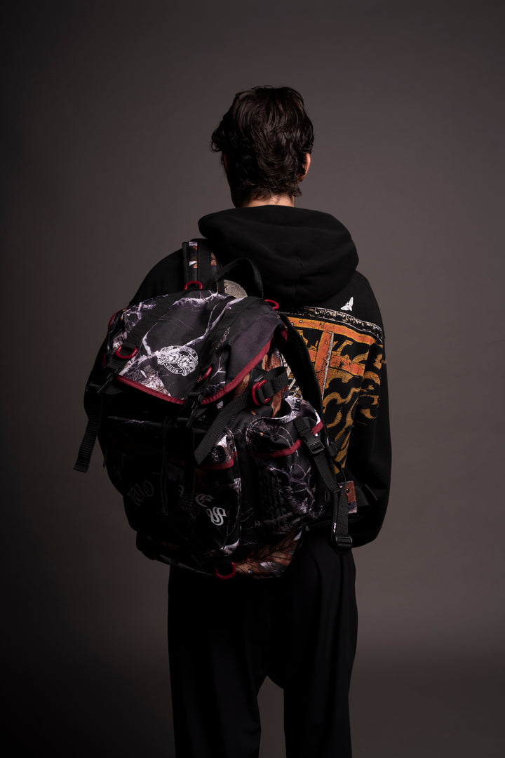 Okami Traveler Backpack in Darc Woodland Camo