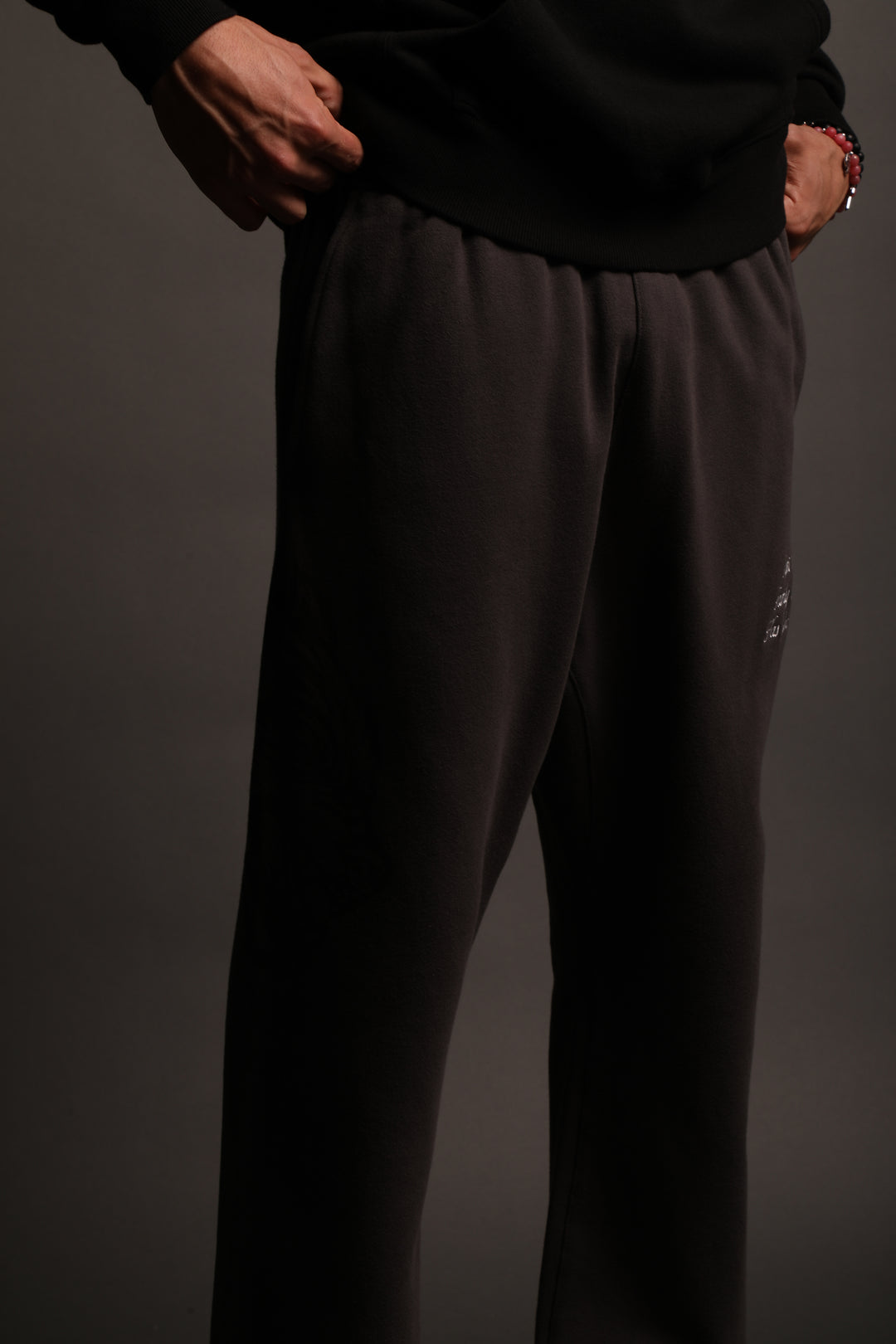 Always Have Your Back Bigelow Sweat Pants in Wolf Gray/Black