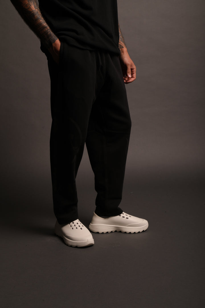 Test Your Might Kumite V2 Sweat Pants in Black