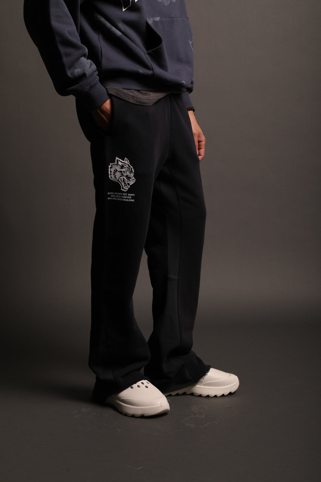 Pain Flare Sweat Pants in Darc Storm Blue
