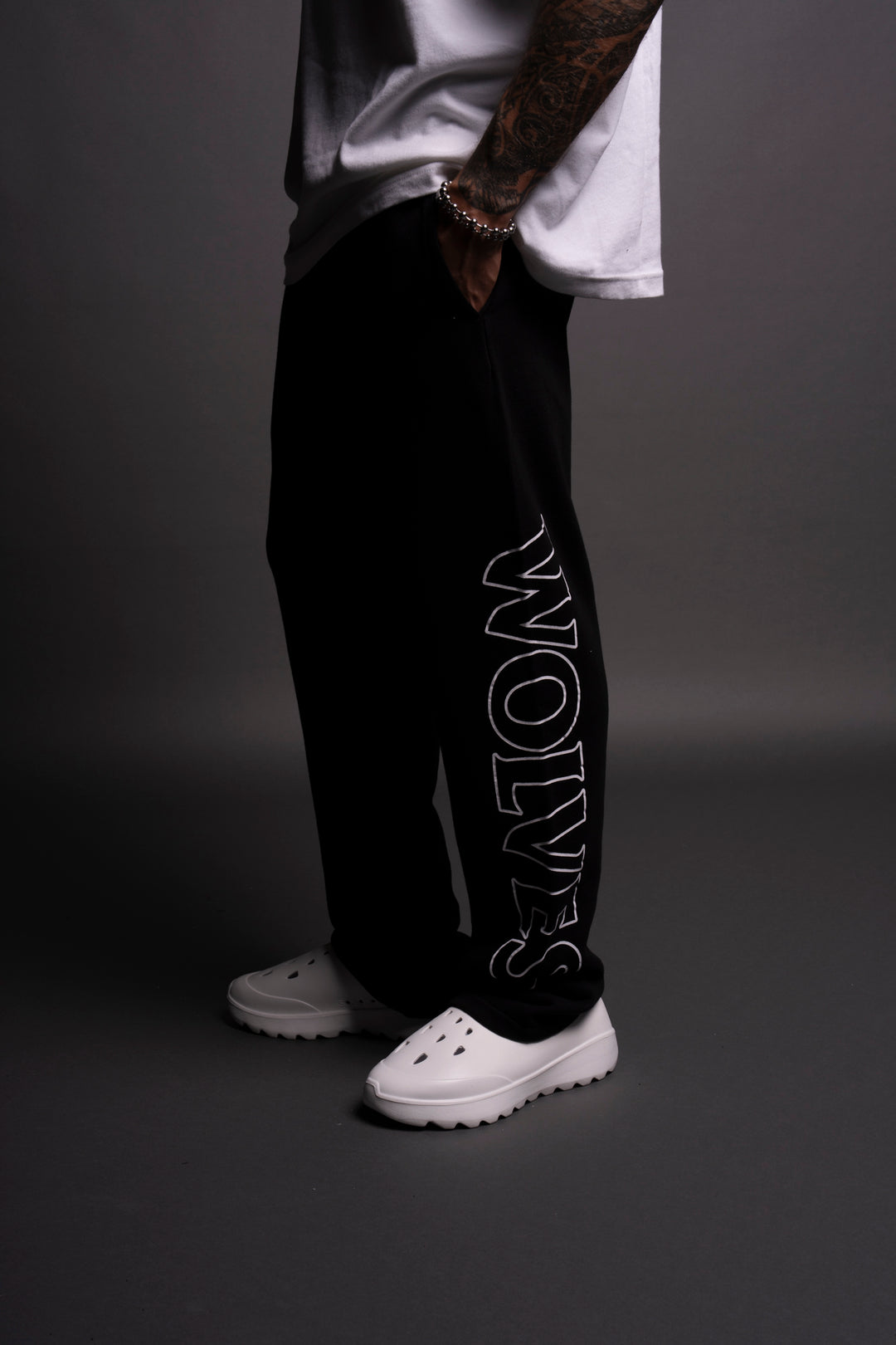 Wolf Hardcore Bigelow Sweat Pants in Black