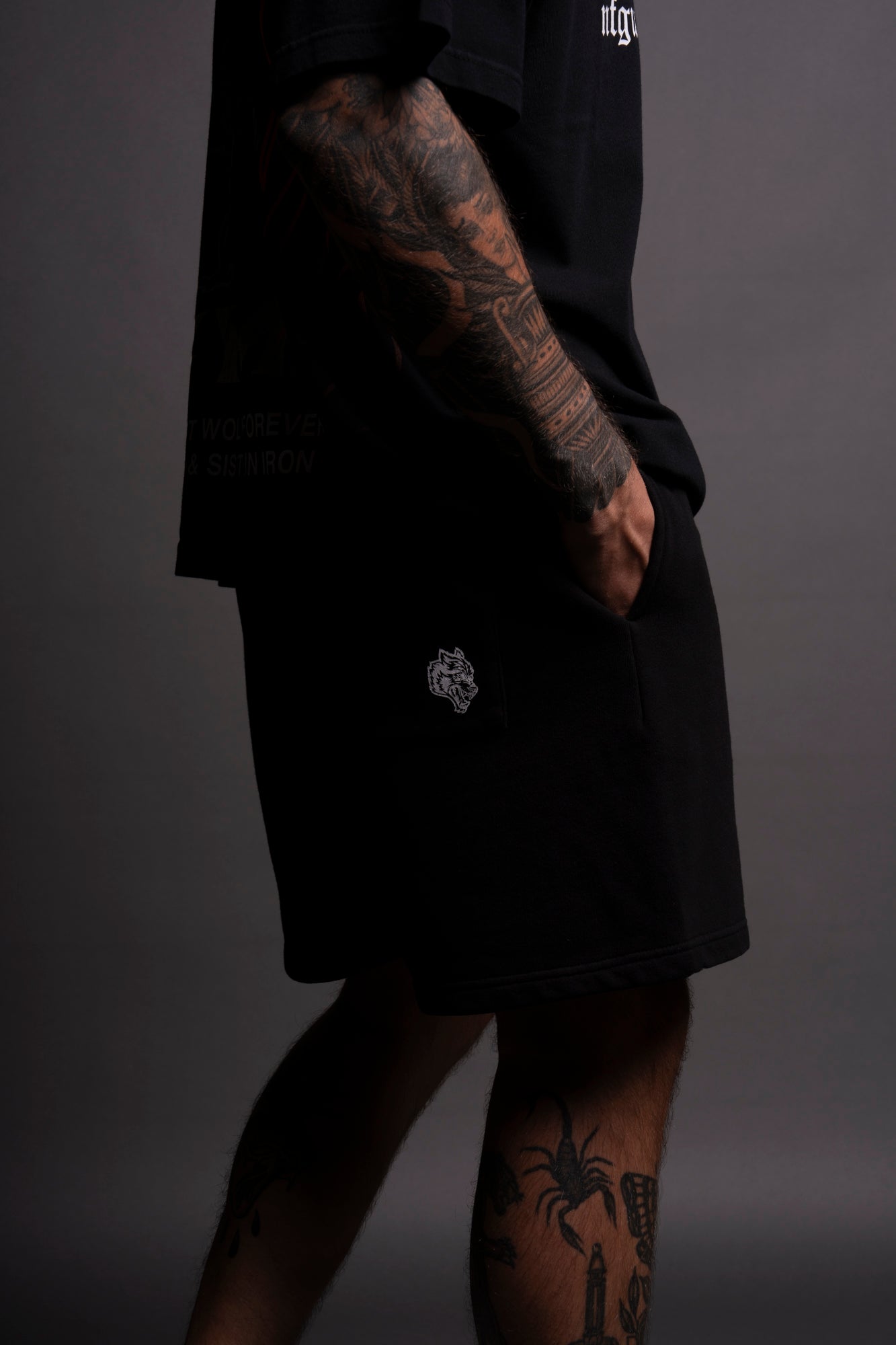 Wolf Chopper Liam Sweat Shorts in Black – DarcSport