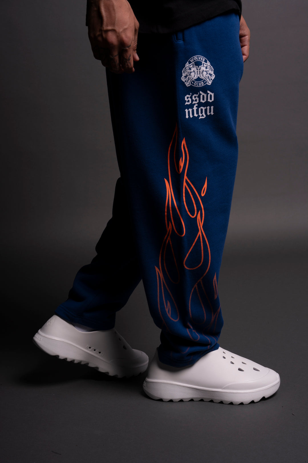 On Fire Kumite V2 Sweat Pants in Darc Cobalt