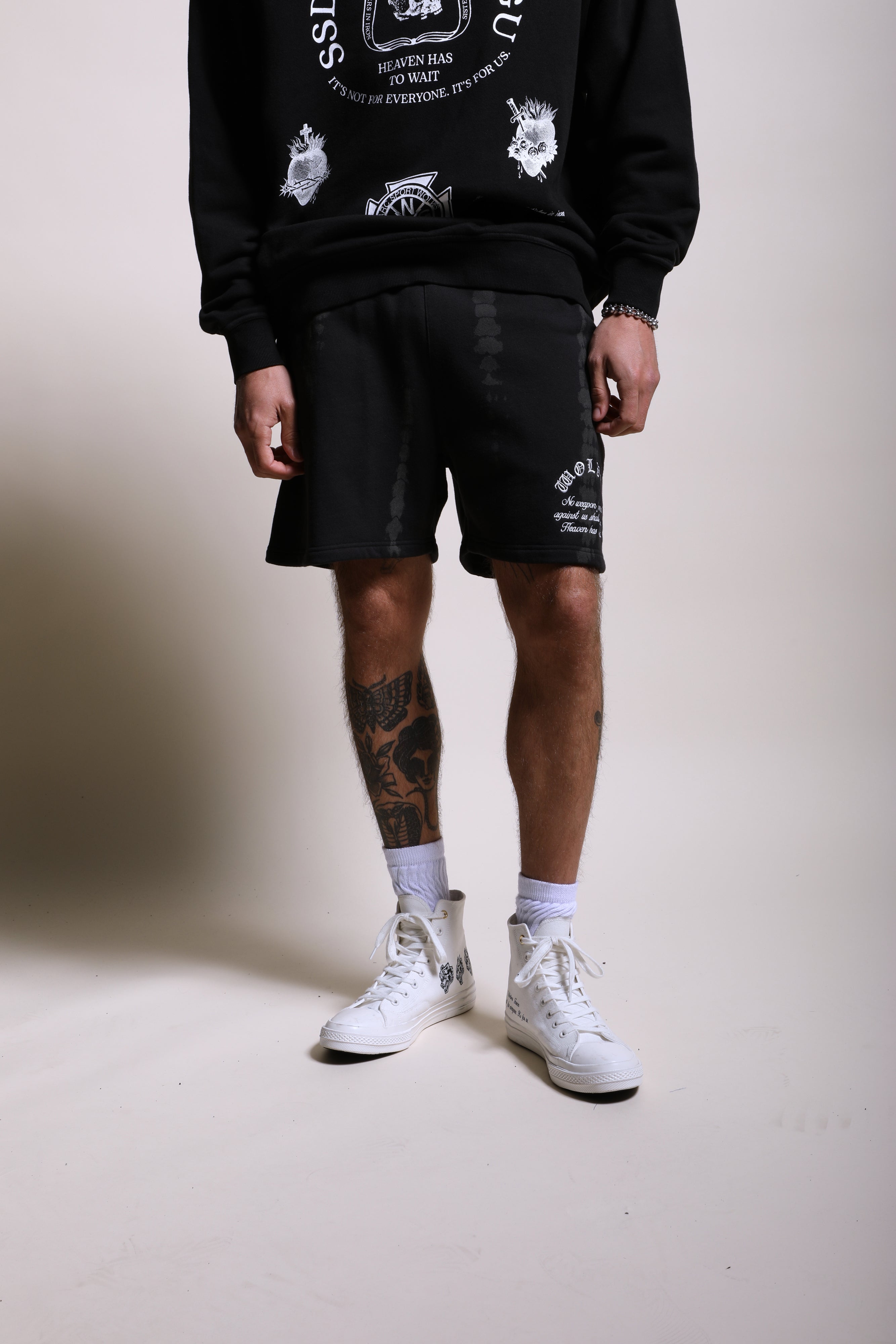 Chopper Post Lounge Sweat Shorts in Black/Black Serpent – DarcSport