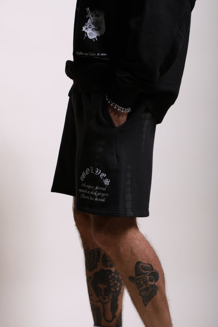 Chopper Post Lounge Sweat Shorts in Black/Black Serpent