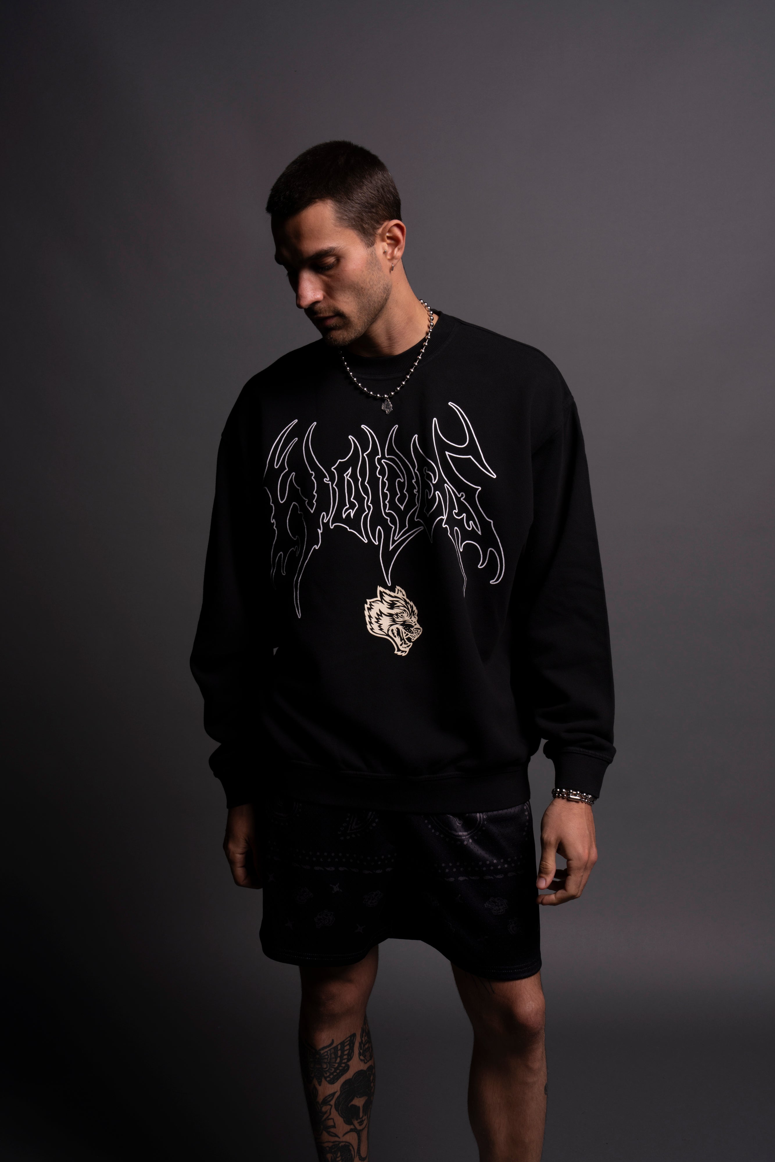 Loyalty V4 London Crewneck in Black