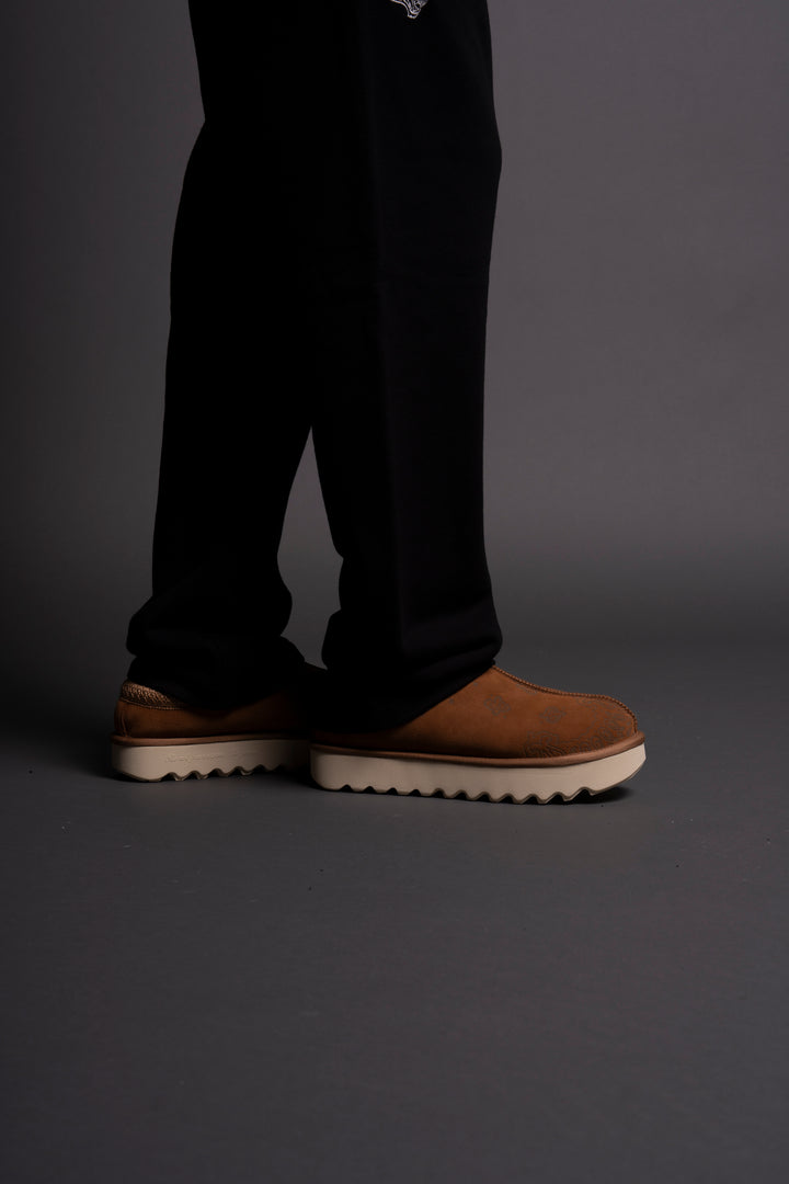 Western Mammoth Mule in Brown