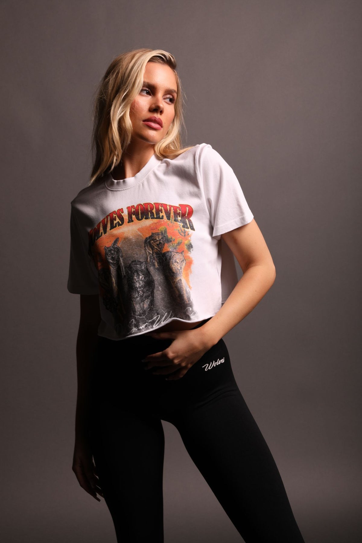 Run Free "Premium Vintage" (Cropped) Tee in Off White