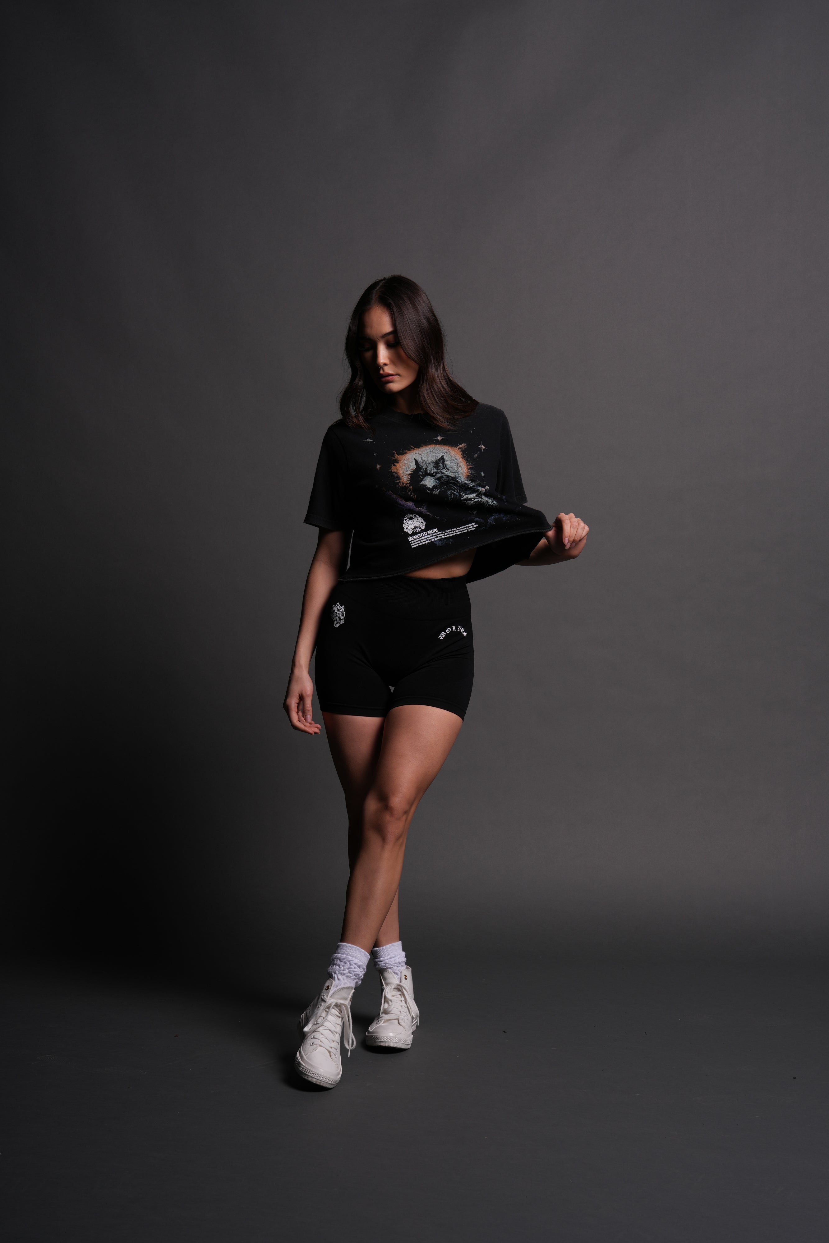 Howling At The Moon "Premium Vintage" (Cropped) Tee in Black