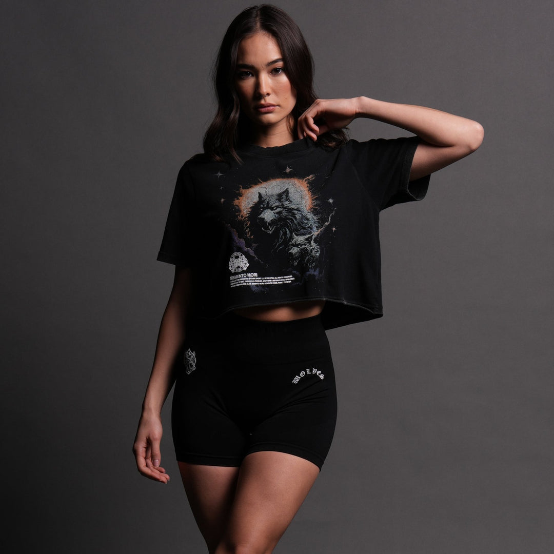 Howling At The Moon "Premium Vintage" (Cropped) Tee in Black