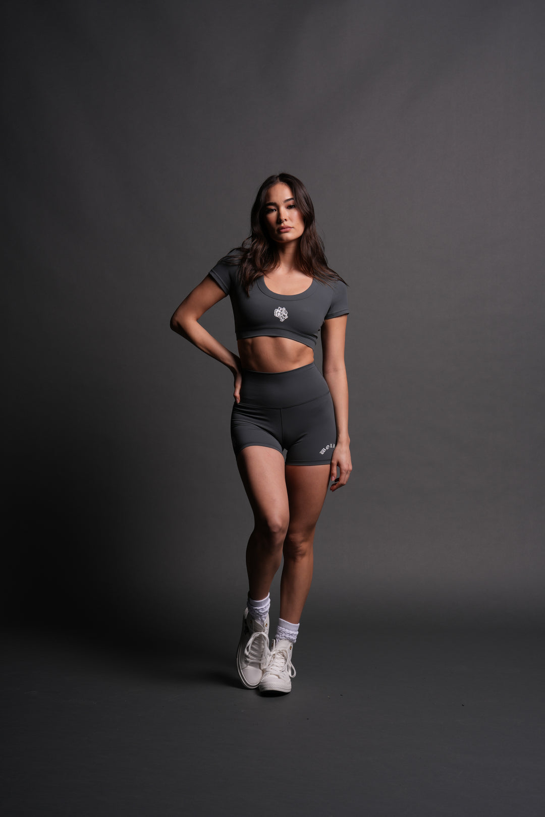 Single S/S Grace "Energy" Top in Wolf Gray