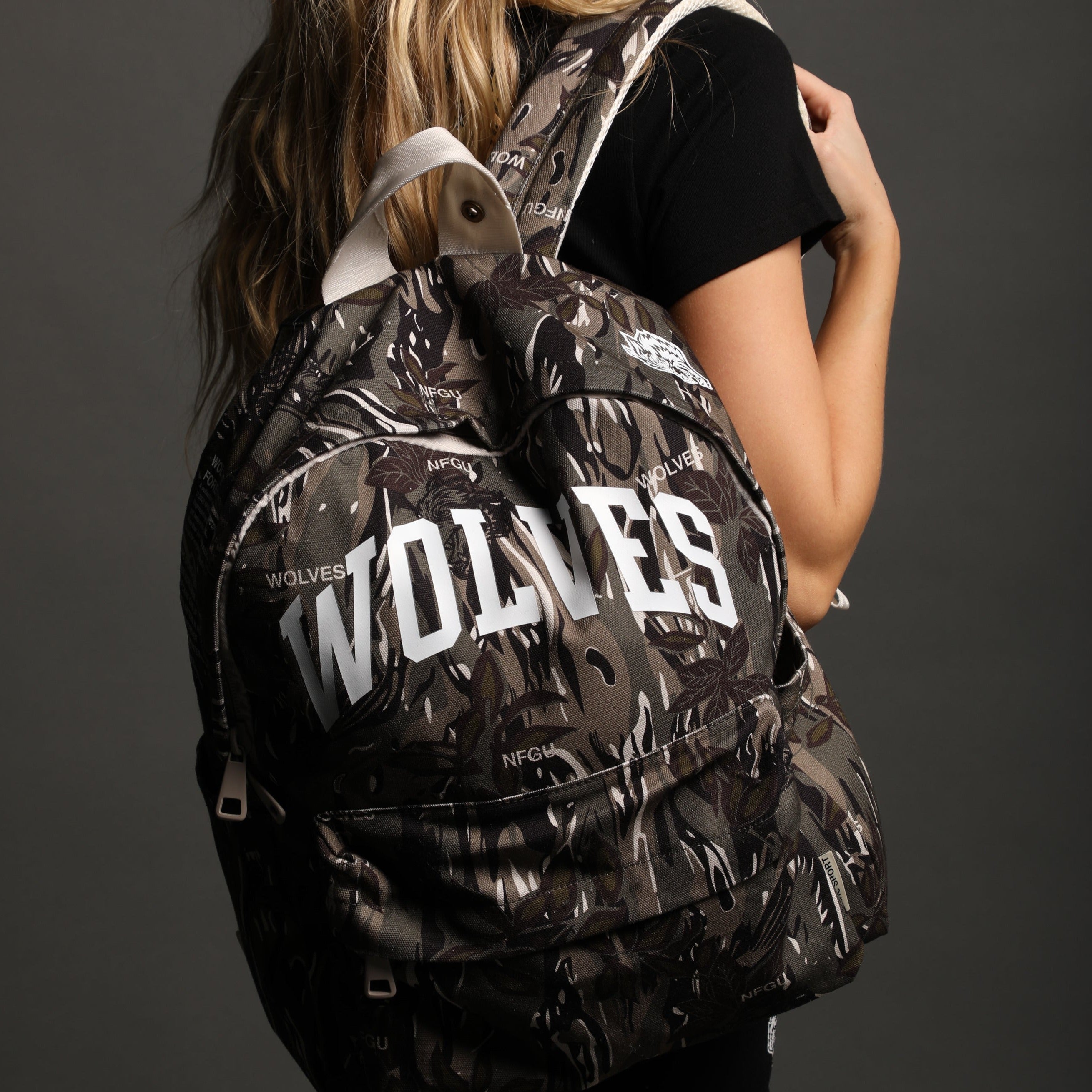 Wolves Everyday Backpack in Darc Coffee Norse Camo