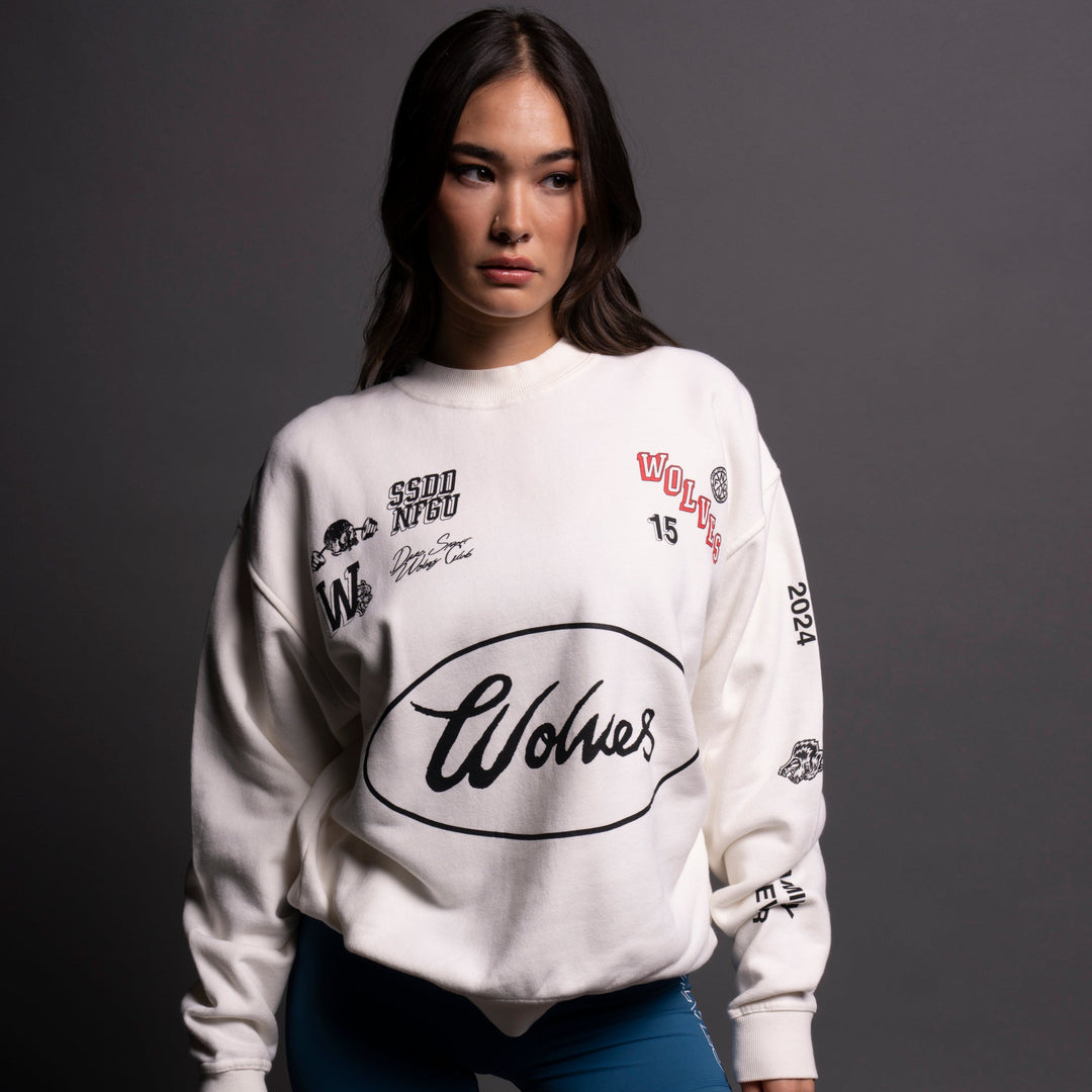 Live Fast V2 She London Crewneck in Cream