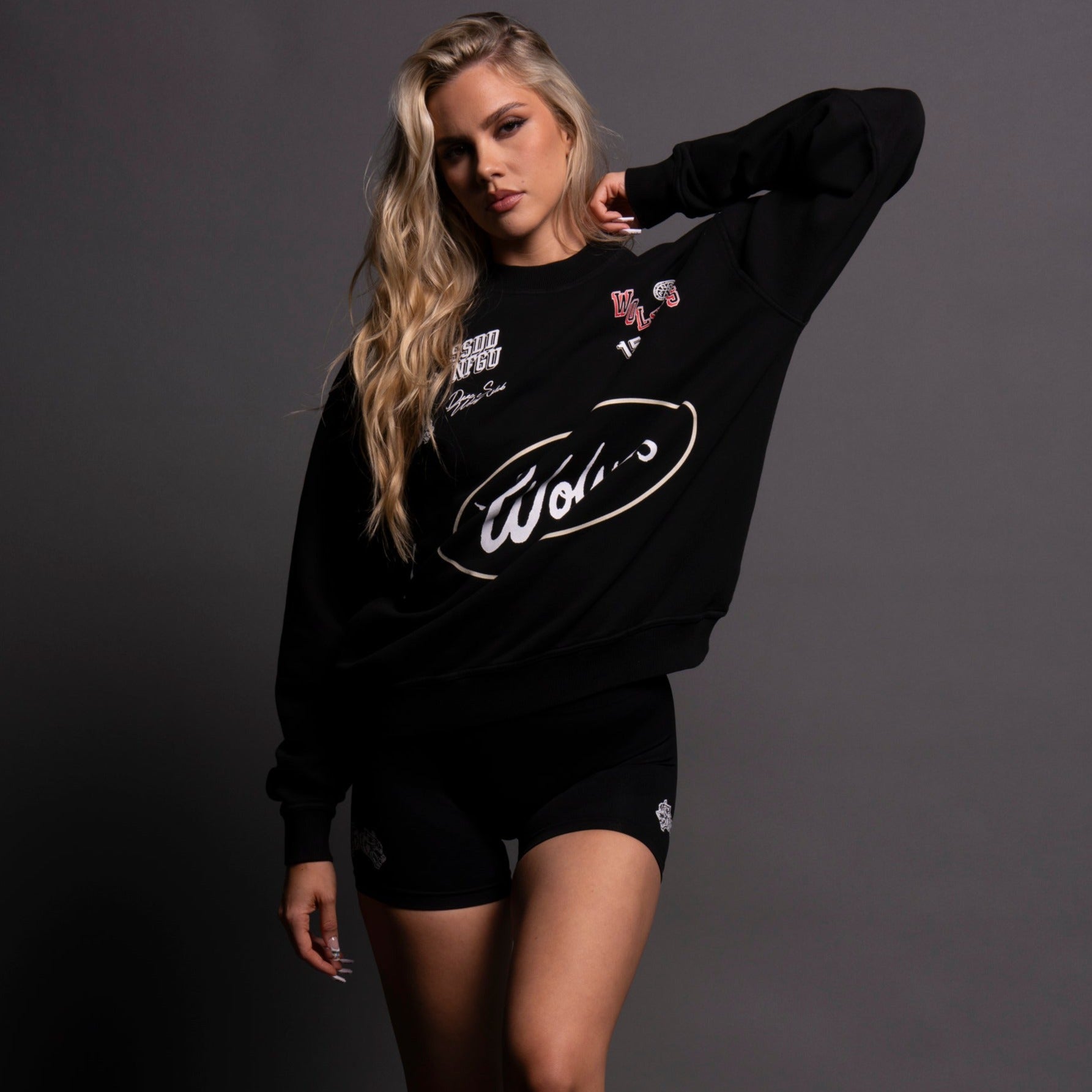 Live Fast V2 She London Crewneck in Black