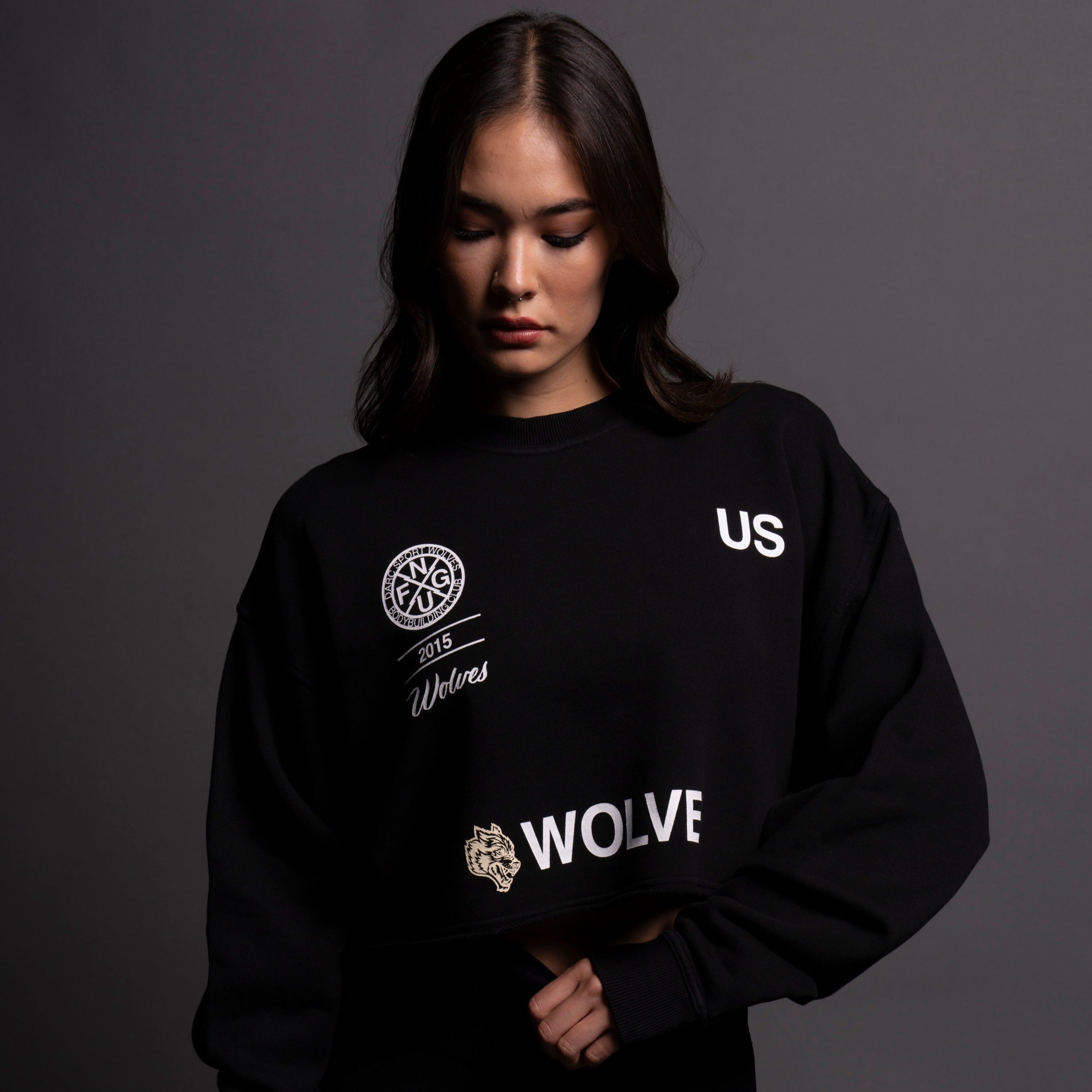 Stay True London (Cropped) Crewneck in Black