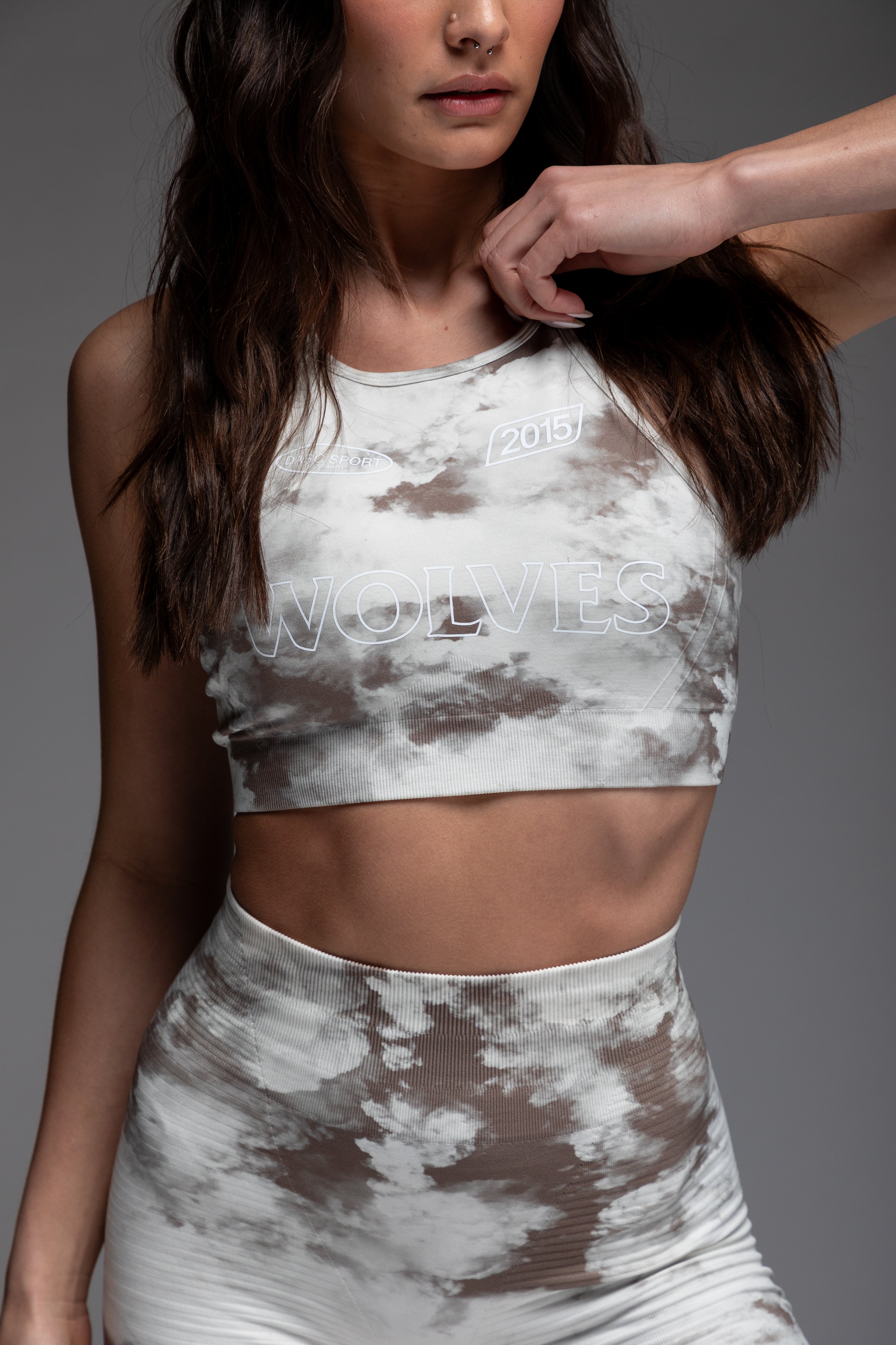 Faster "Everson Seamless" High Neck Bra in Stone Ghost Clouds