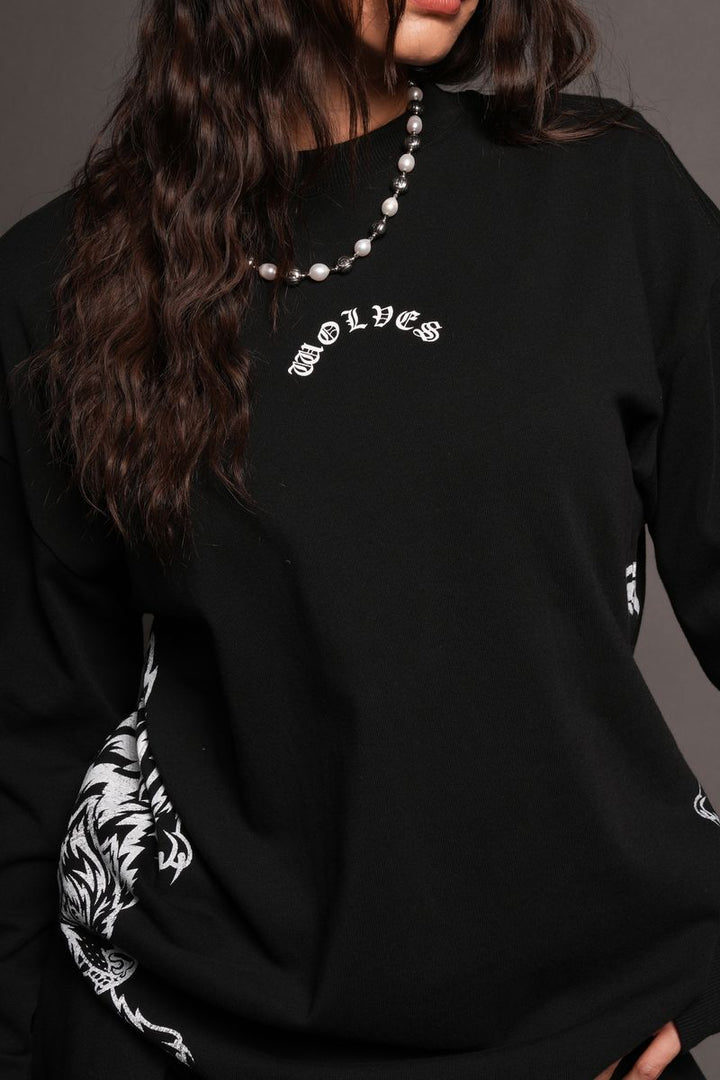 She Wolf Pack Premium Ls Tee In Black